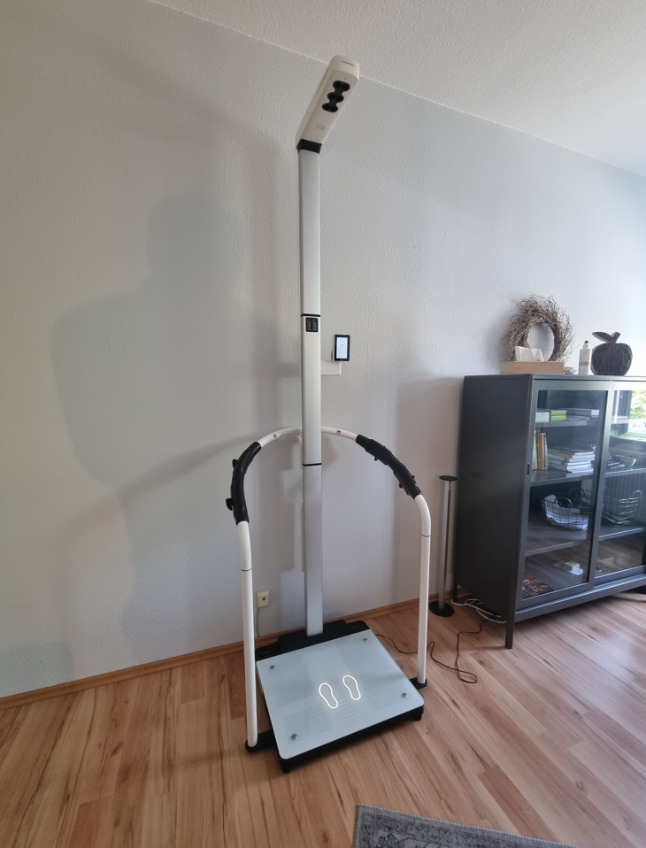 Seca mBCA Ultra 555 – Bioimpedanz-Analysewaage