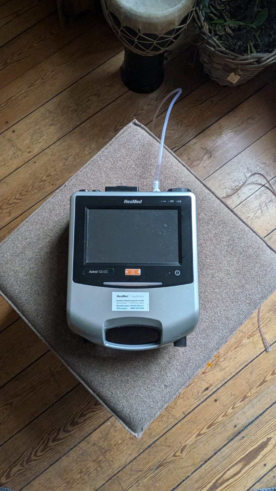 mobiles ResMed Astral 100 zum Verkauf
