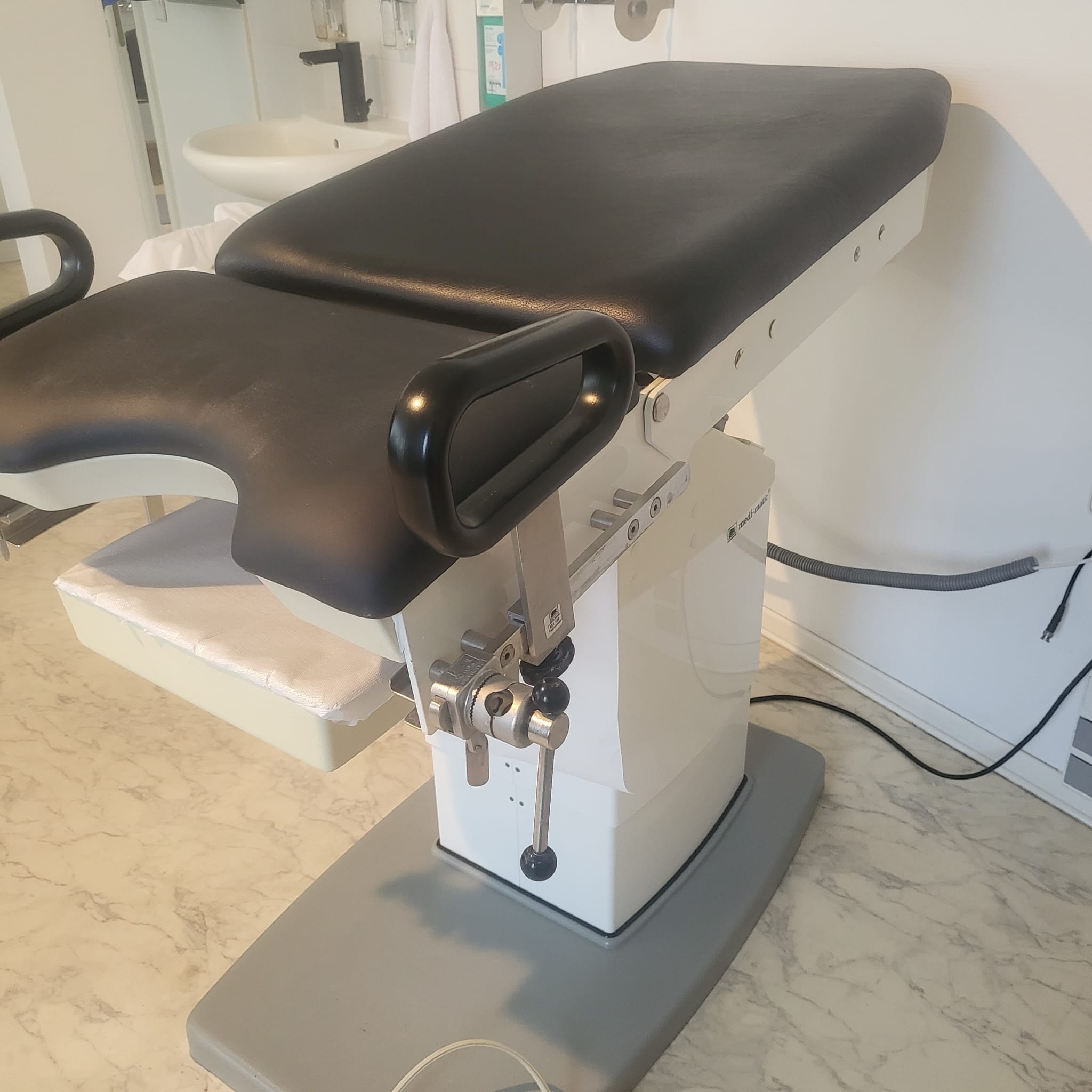 UNTERSUCHUNGSSTUHL hydraulisch: GYN /UROLOGIE/OP - Bild 2