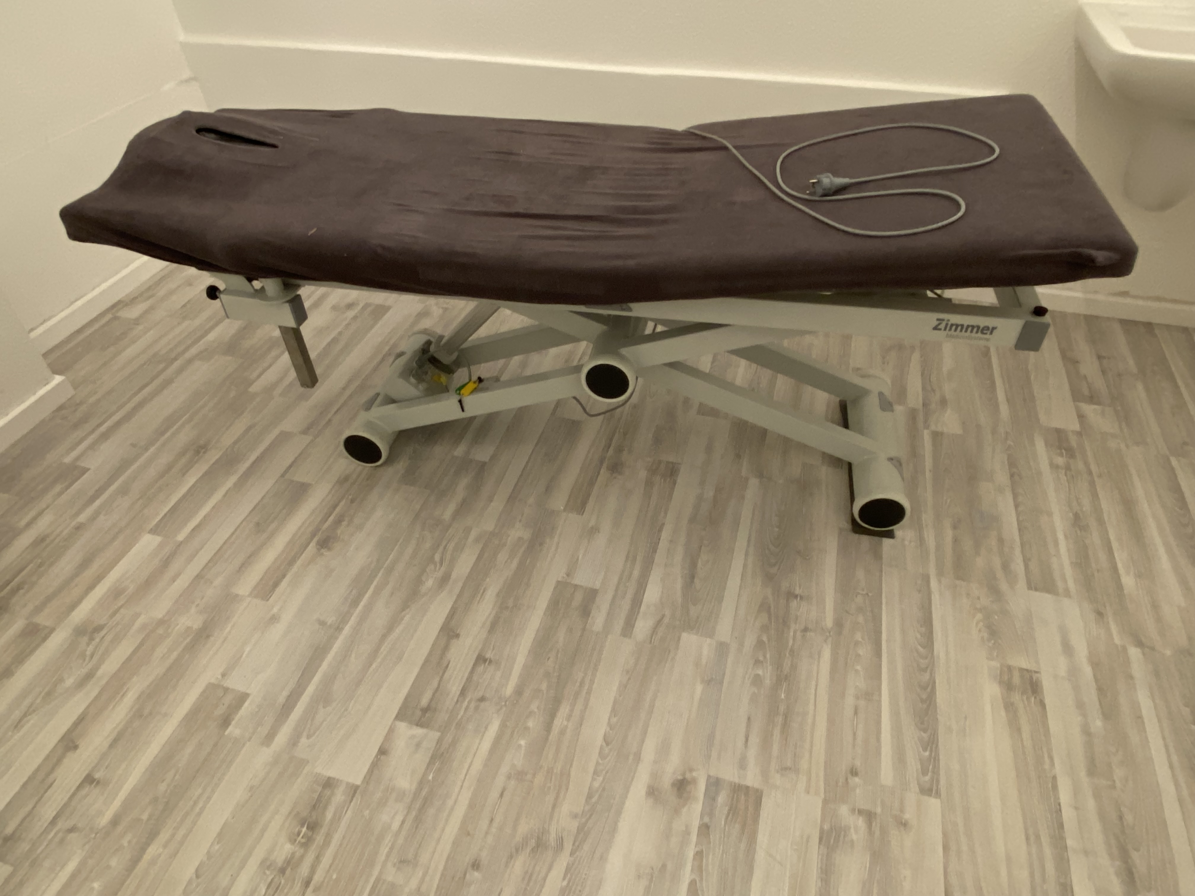 Therapieliege elektrisch / Zimmer Medizinprodukte