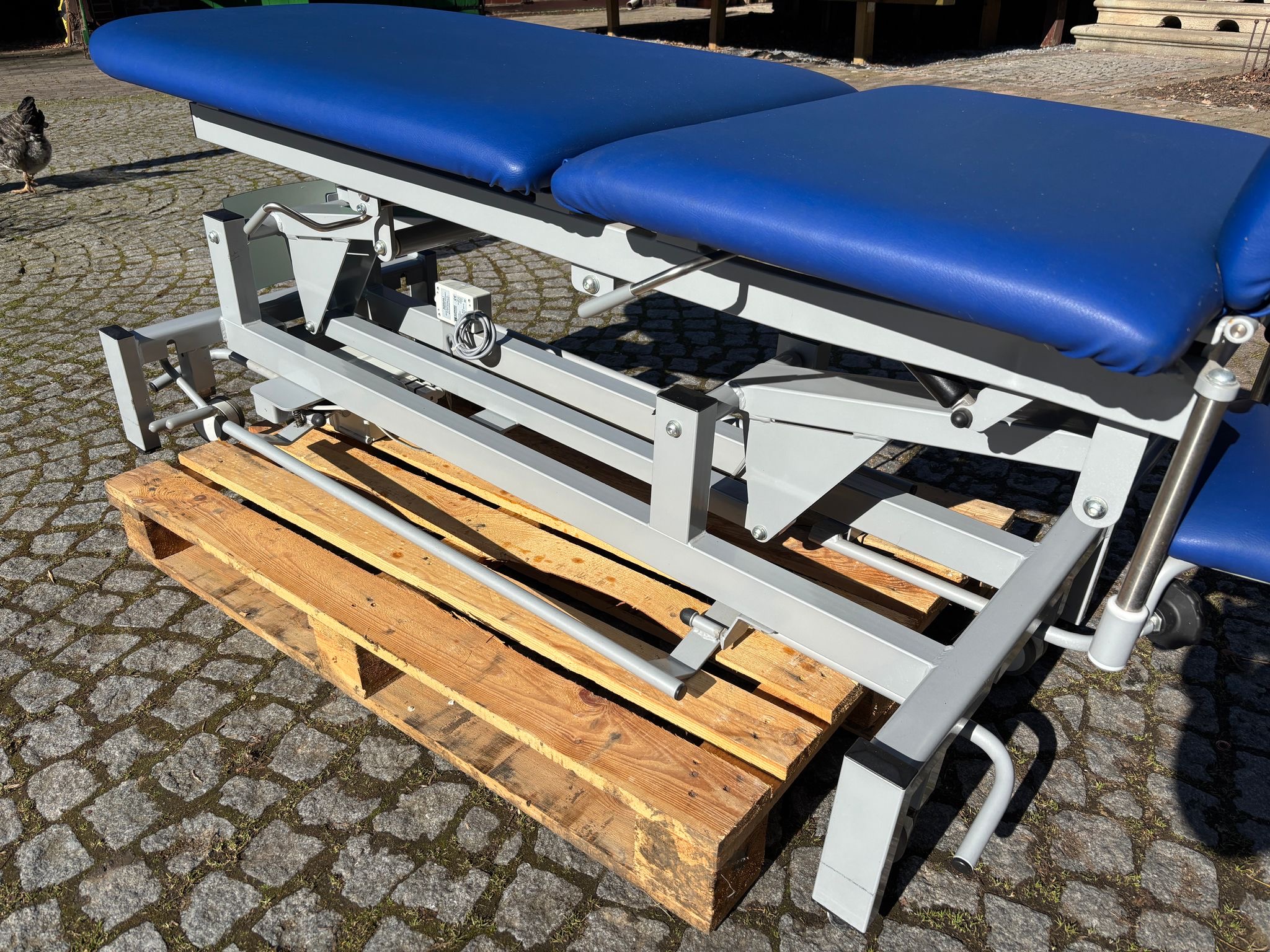 Behandlungsliege elektrisch | gebraucht&gepflegt  - Bild 3