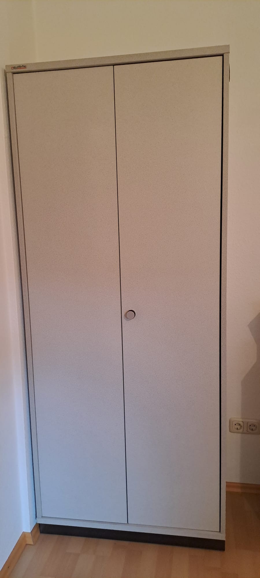 Praxismöbel aus Heilpraktiker Praxis - Bild 6