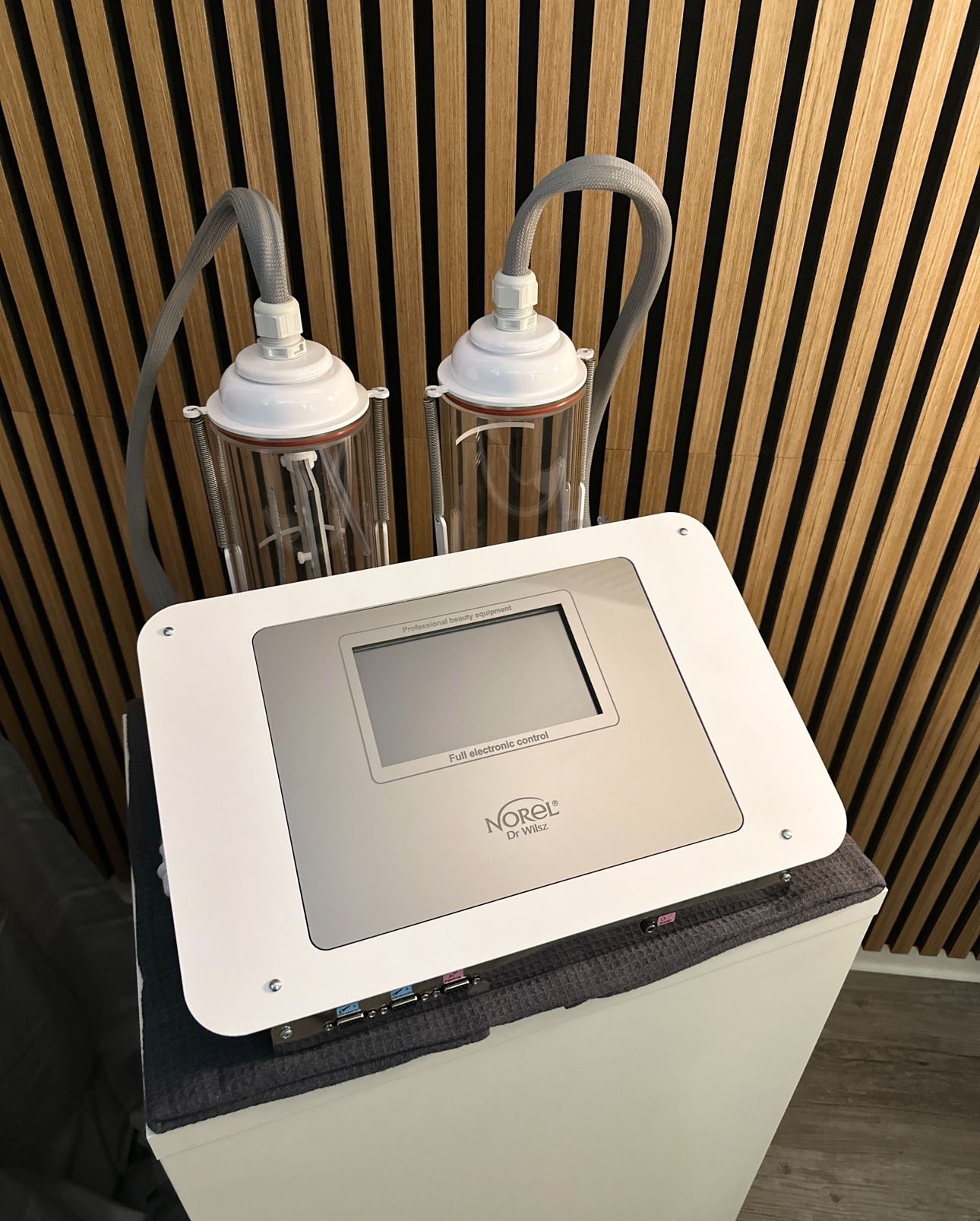 H2 Peeling Aquafacial Norel