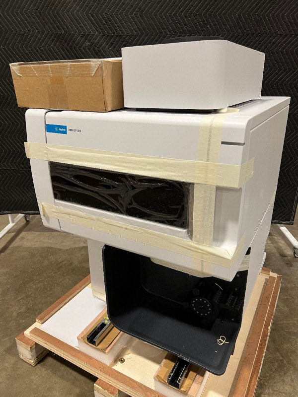 Agilent 5800 ICP-OES optical spectrometer