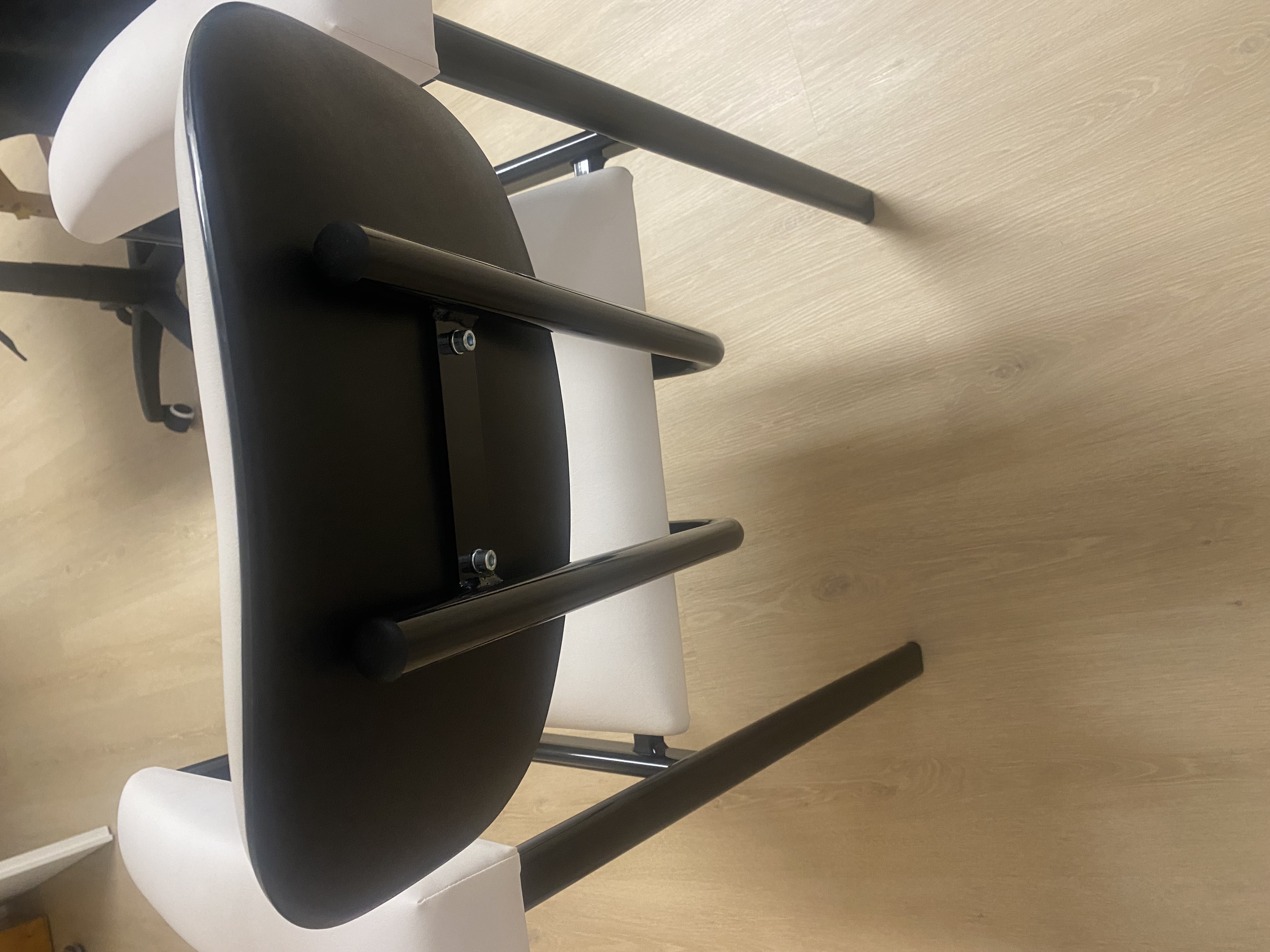 AGA Blutentnahmestuhl - Bild 2