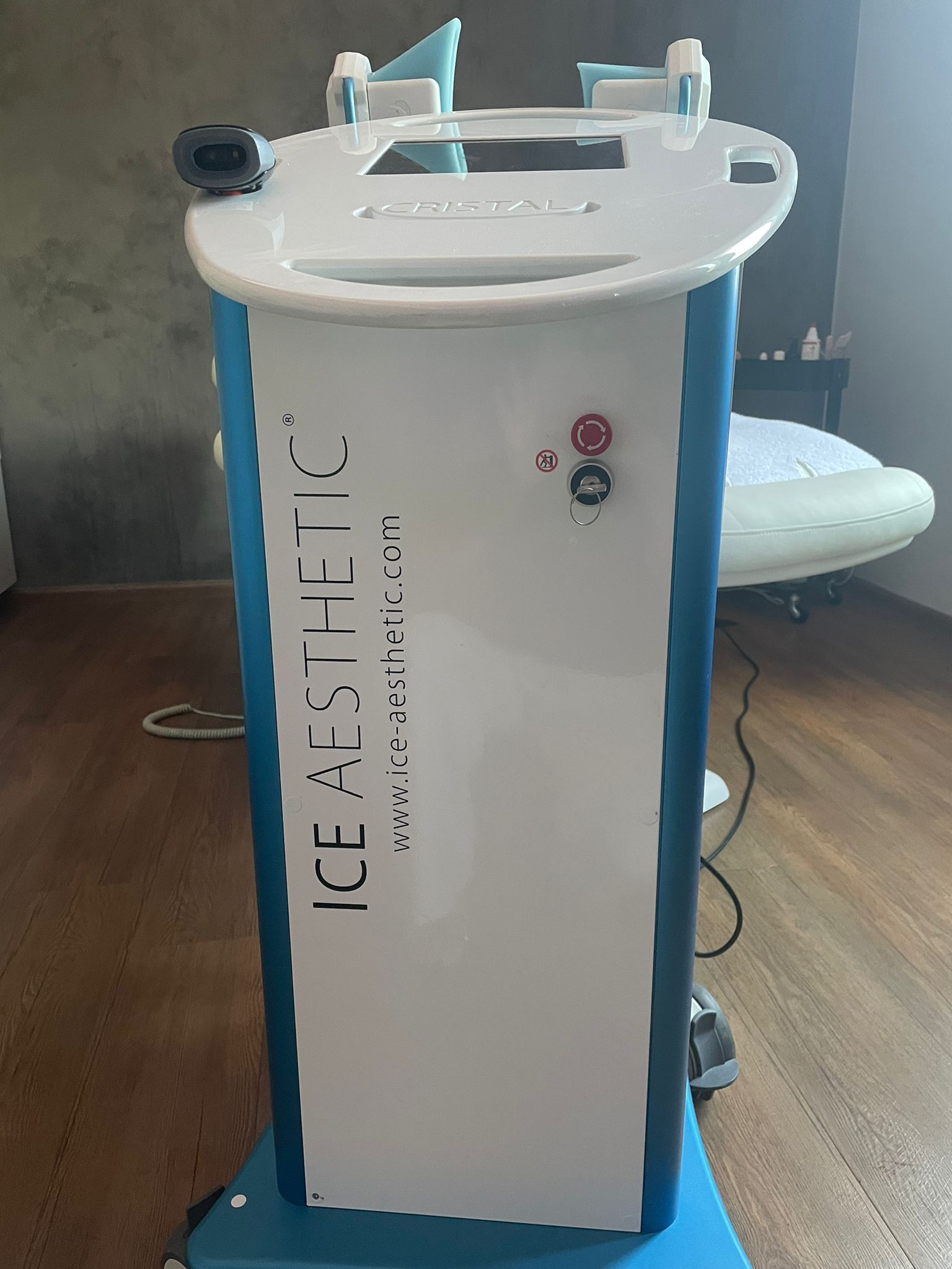 Kryolipolysegerät Deleo CRISTAL