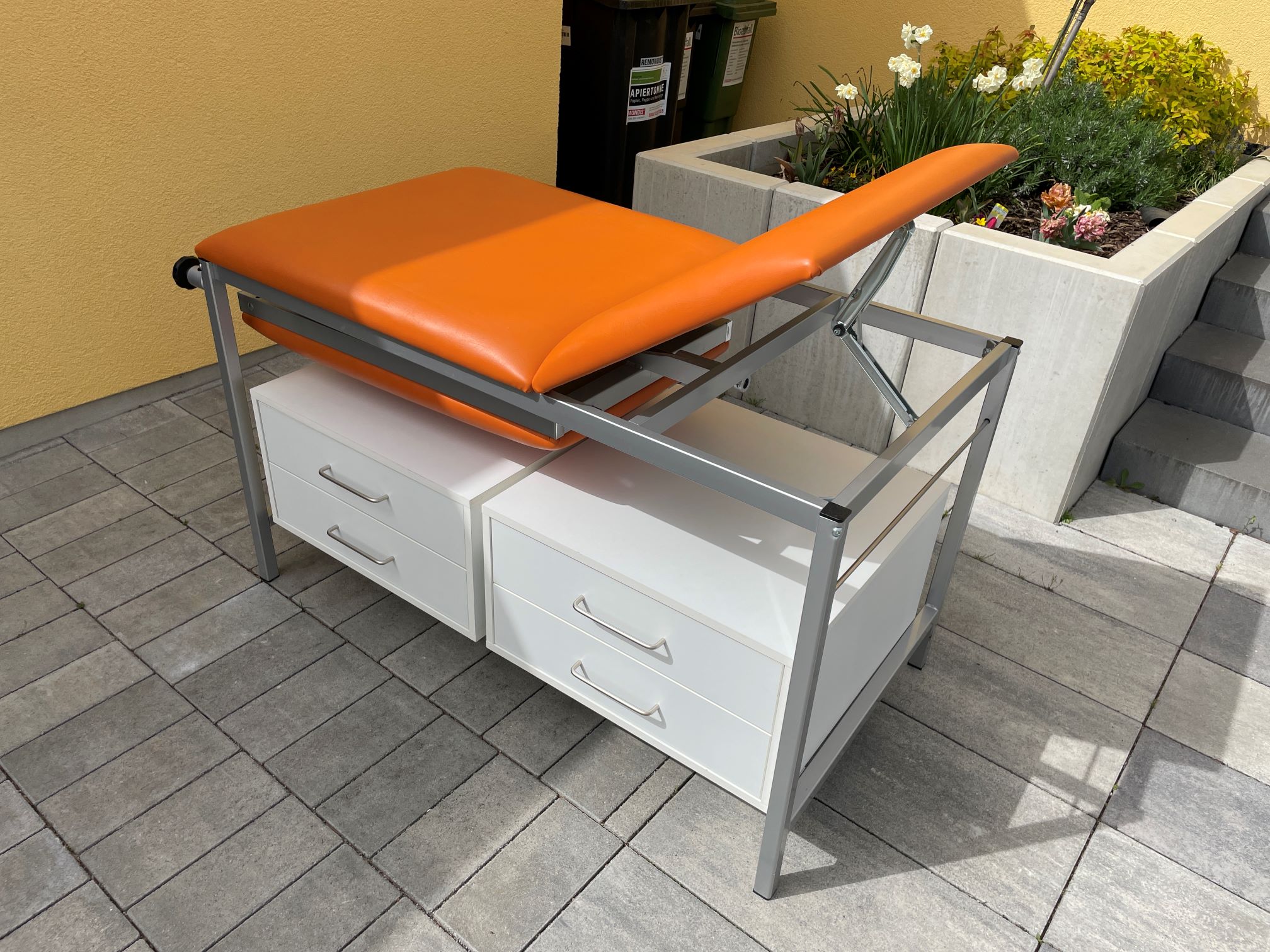 Multifunktionsliege AGA-BOZ, wegen Praxisschluss - Bild 2