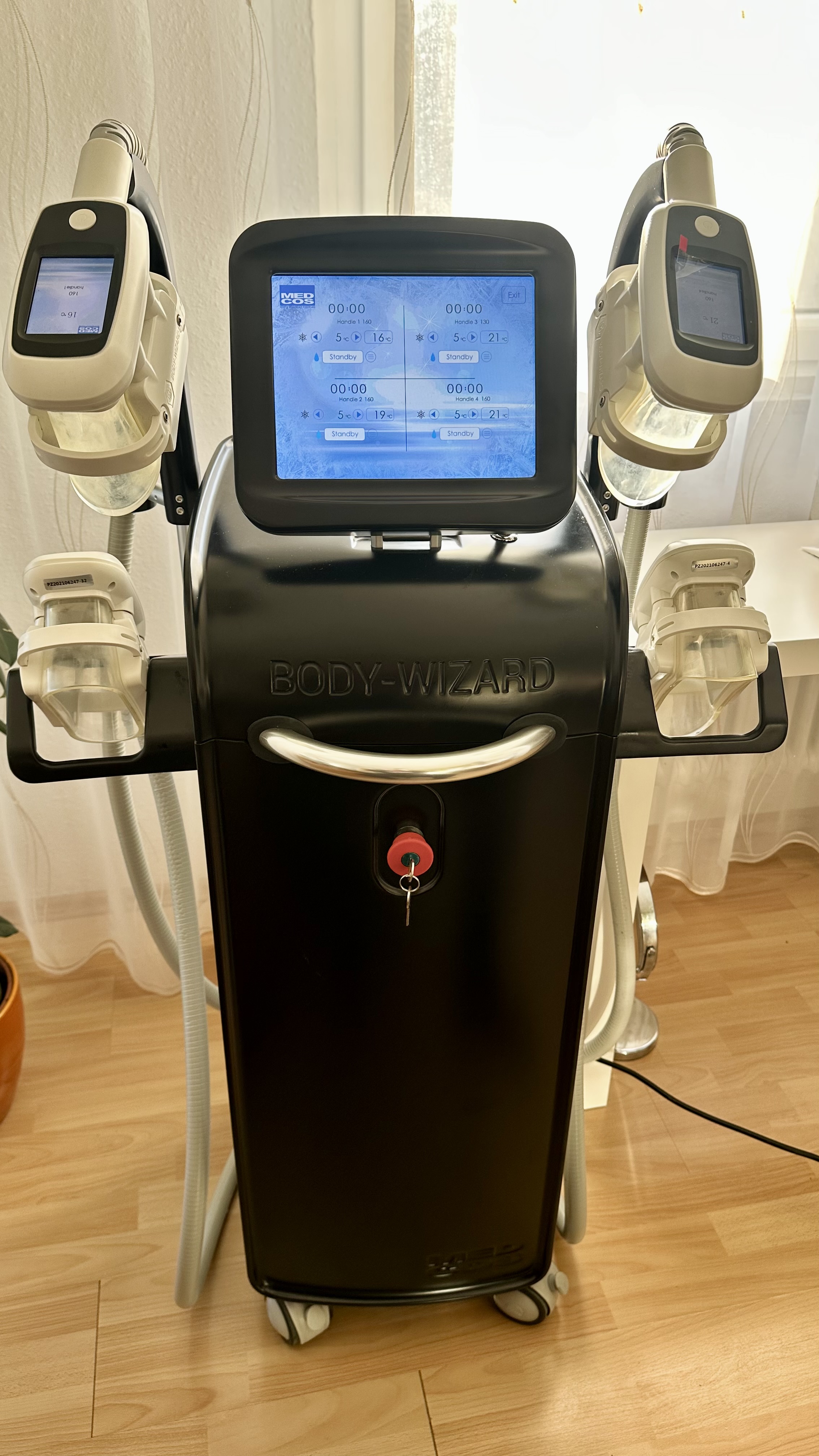 Kryolipolyse Gerät Body-wizard Duo von MedCos 