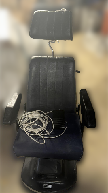 Schwarzer Patientenstuhl