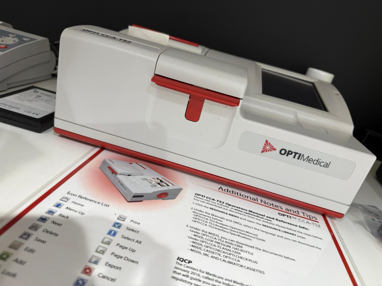 OPTI CCA-TS2 Blutgasanalysegerät - Bild 2