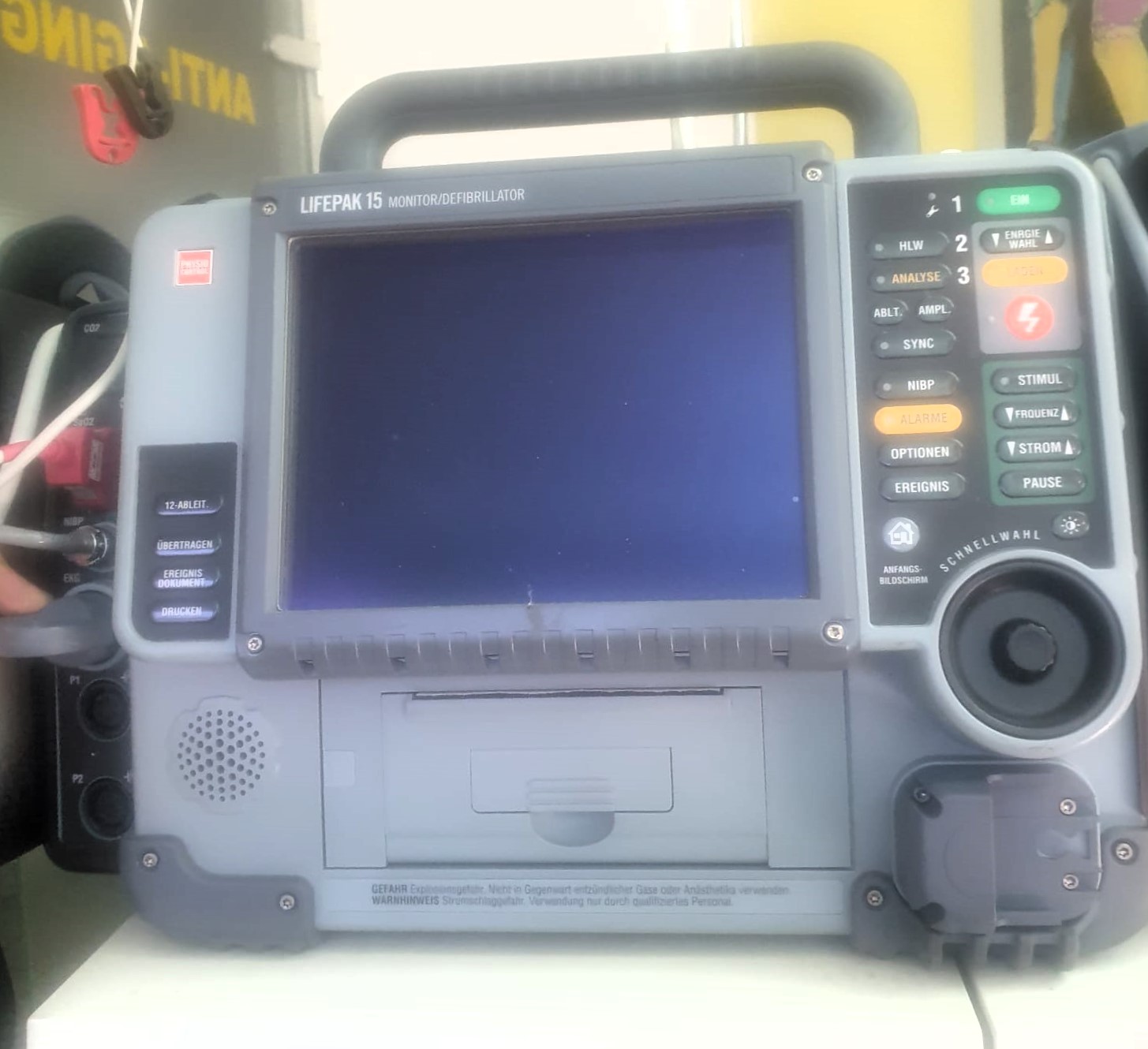 lifepak 15 MONITOR/DEFIBRILLATOR
