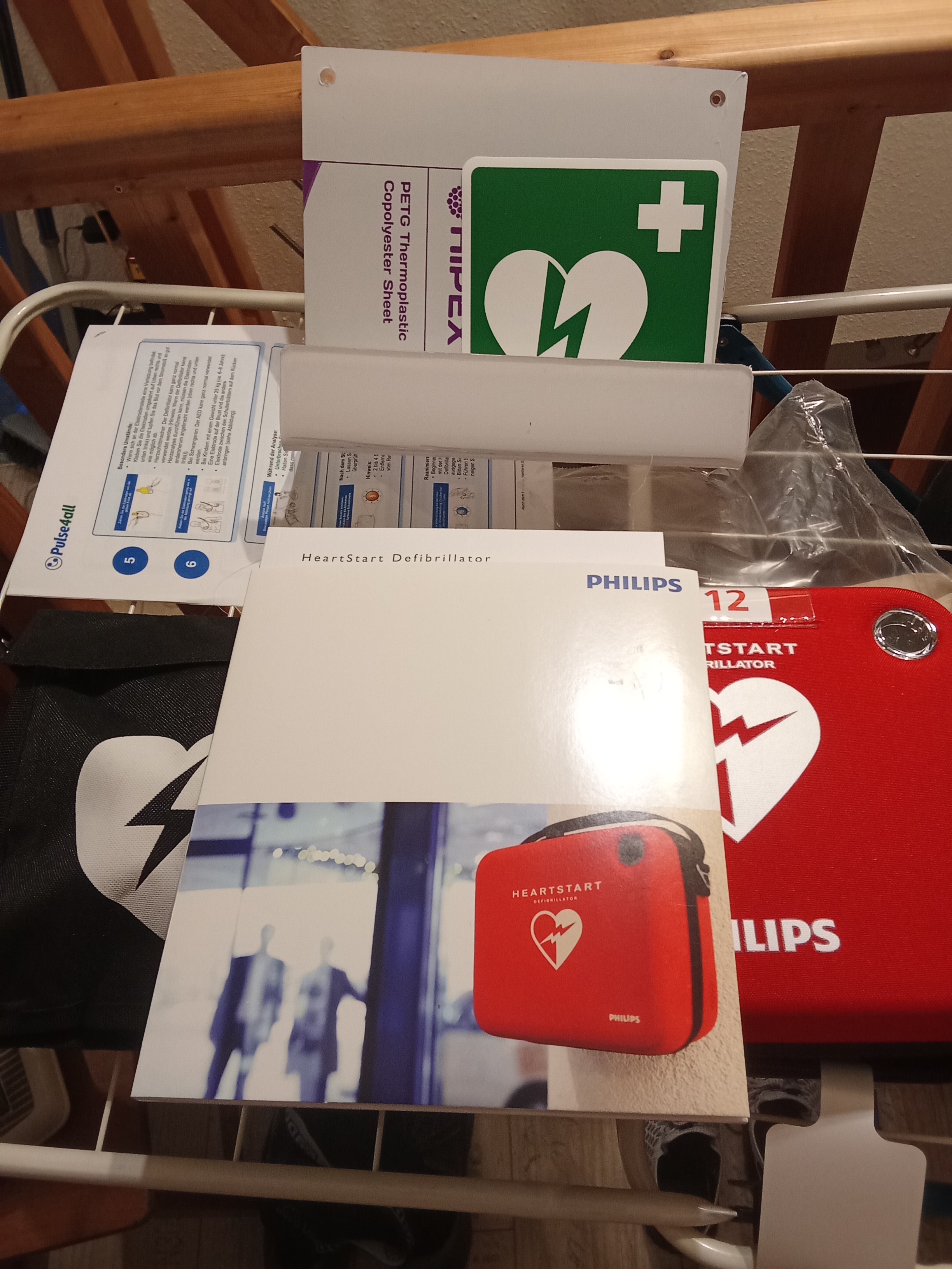 Philips HeartStart HS1 - AED Defibrillator