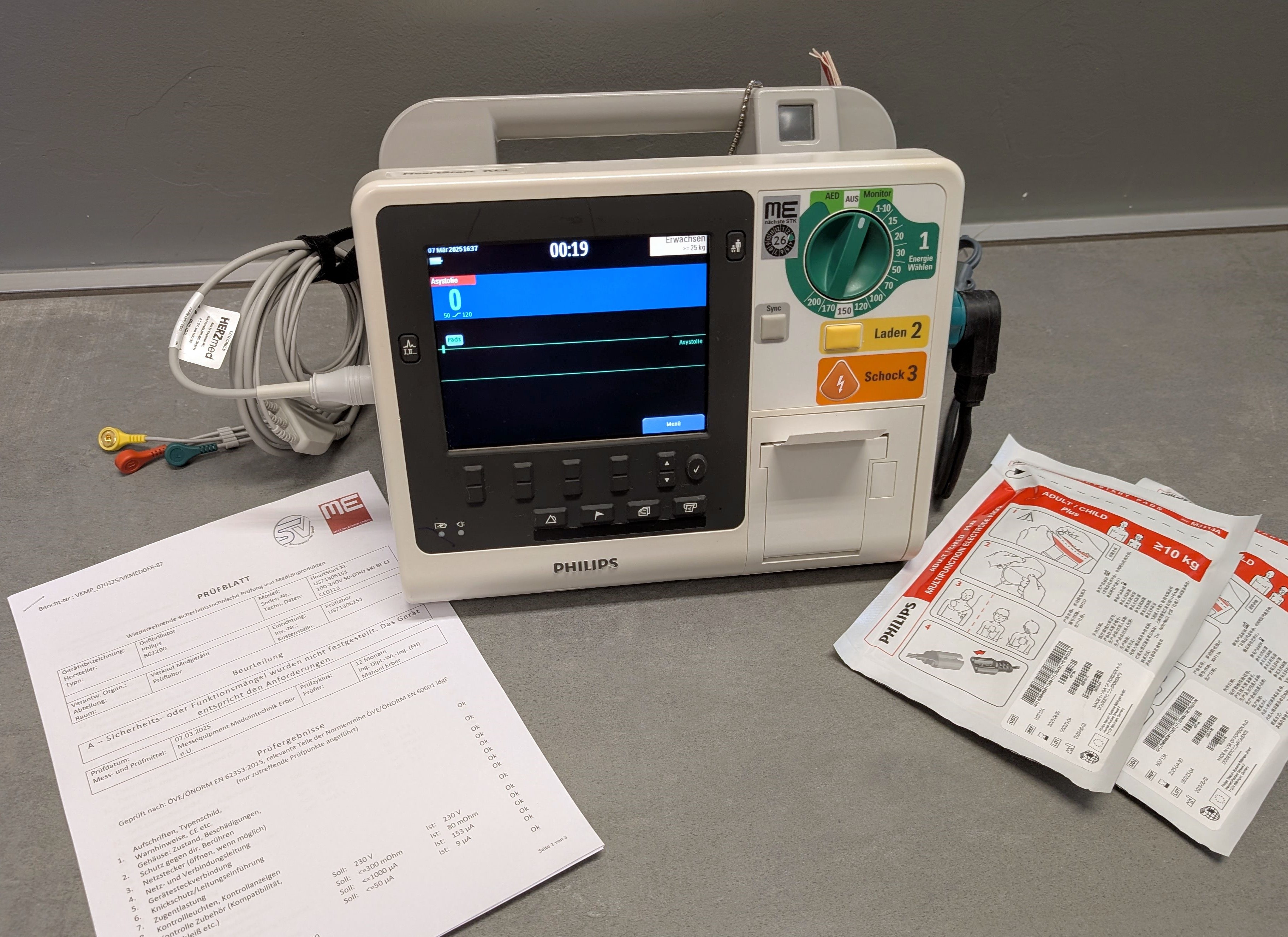 Philips HeartStart XL+ Defibrillator - neuer Akku