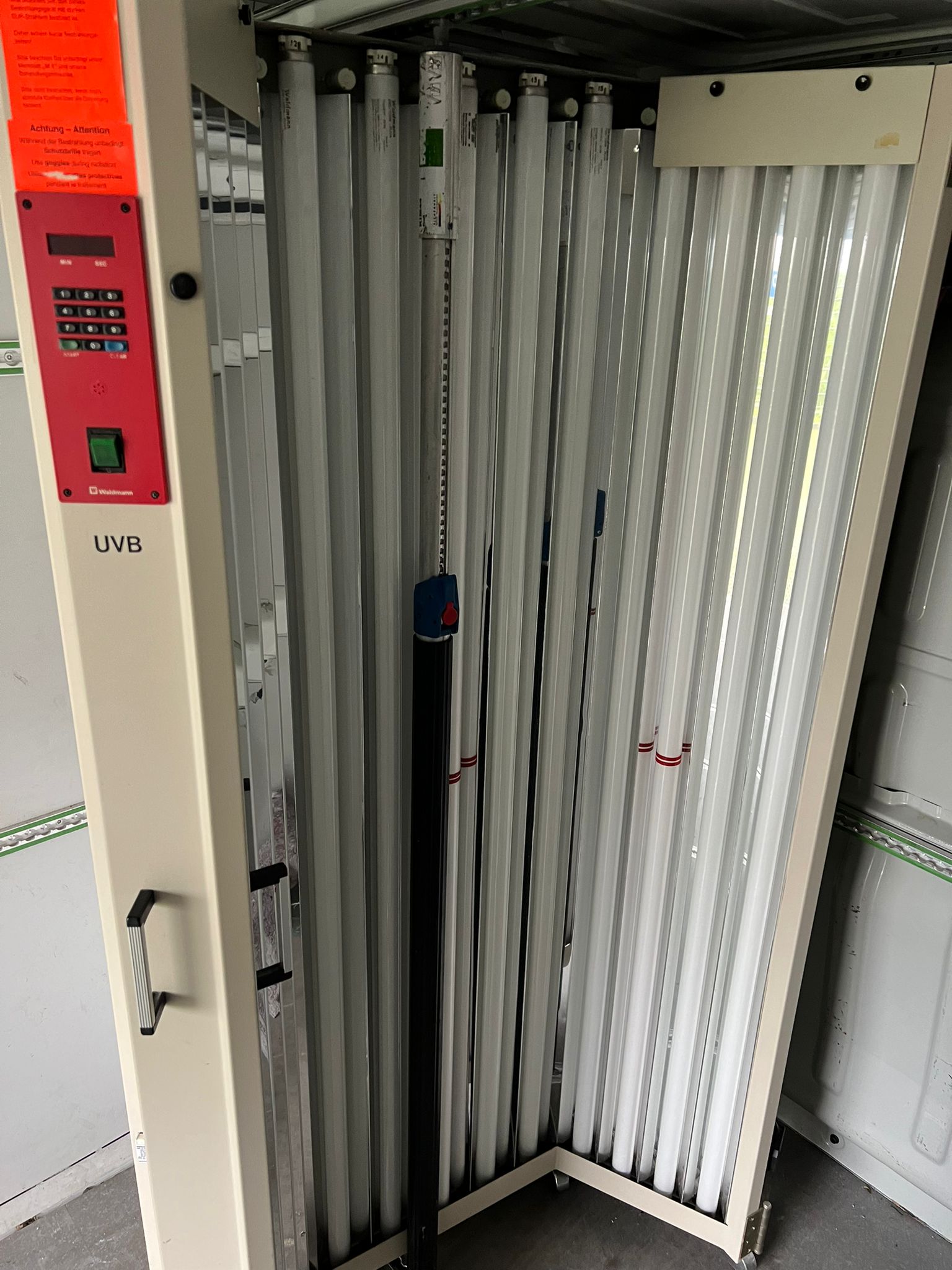 UV Therapie Gerät  - Bild 5
