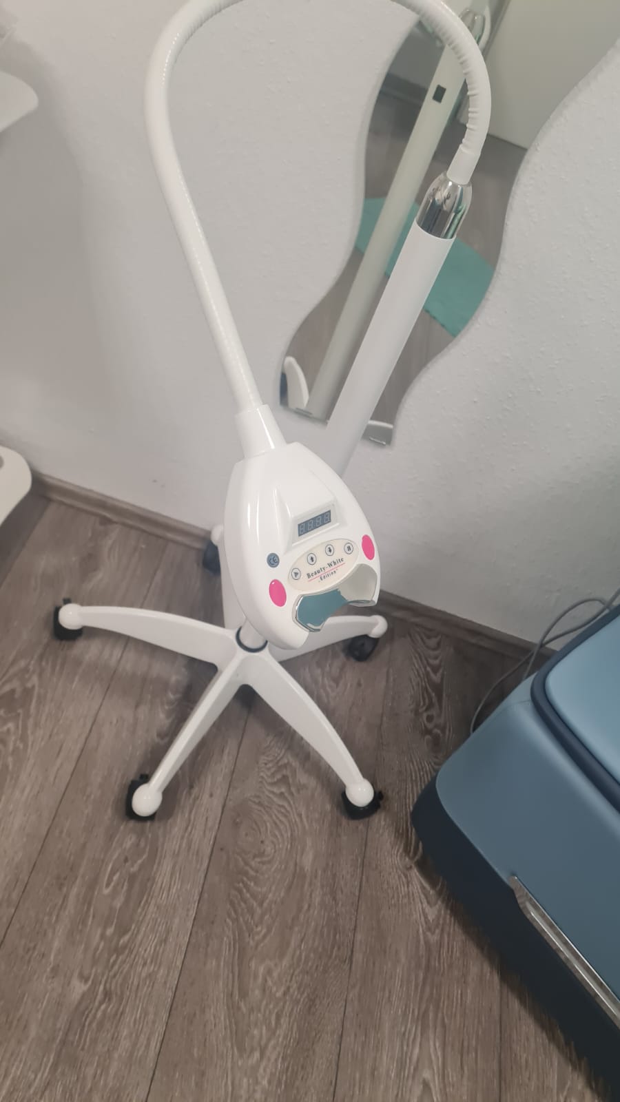 Zahnaufhelunngungsgerät von Beauty white