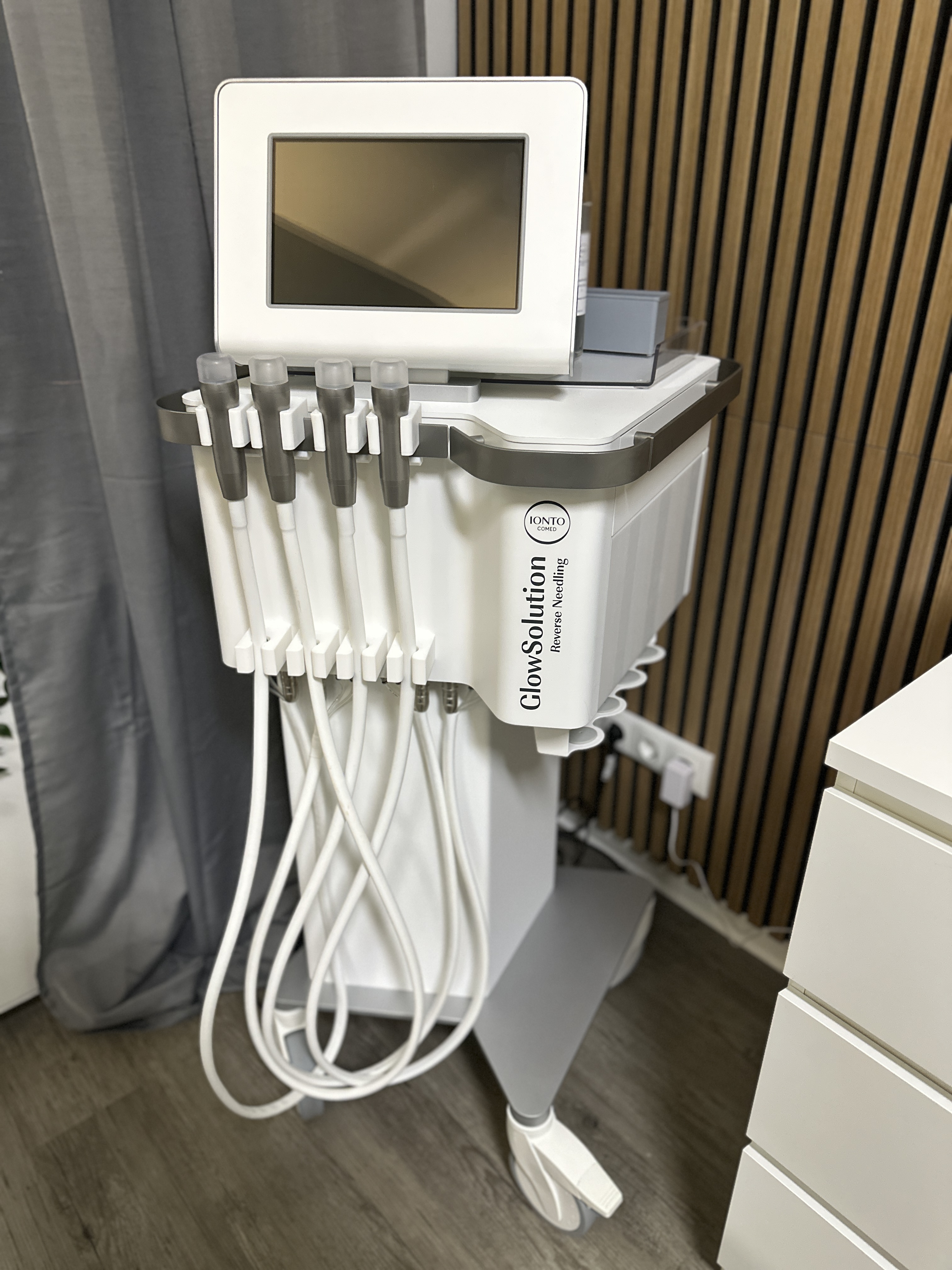 Ionto Comed Glow Solution Reverse Needling