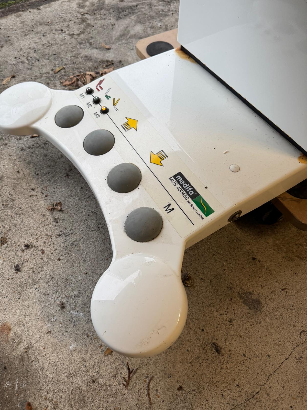 Untersuchungsstuhl Urologie Proktologie Gynäkolo - Bild 2