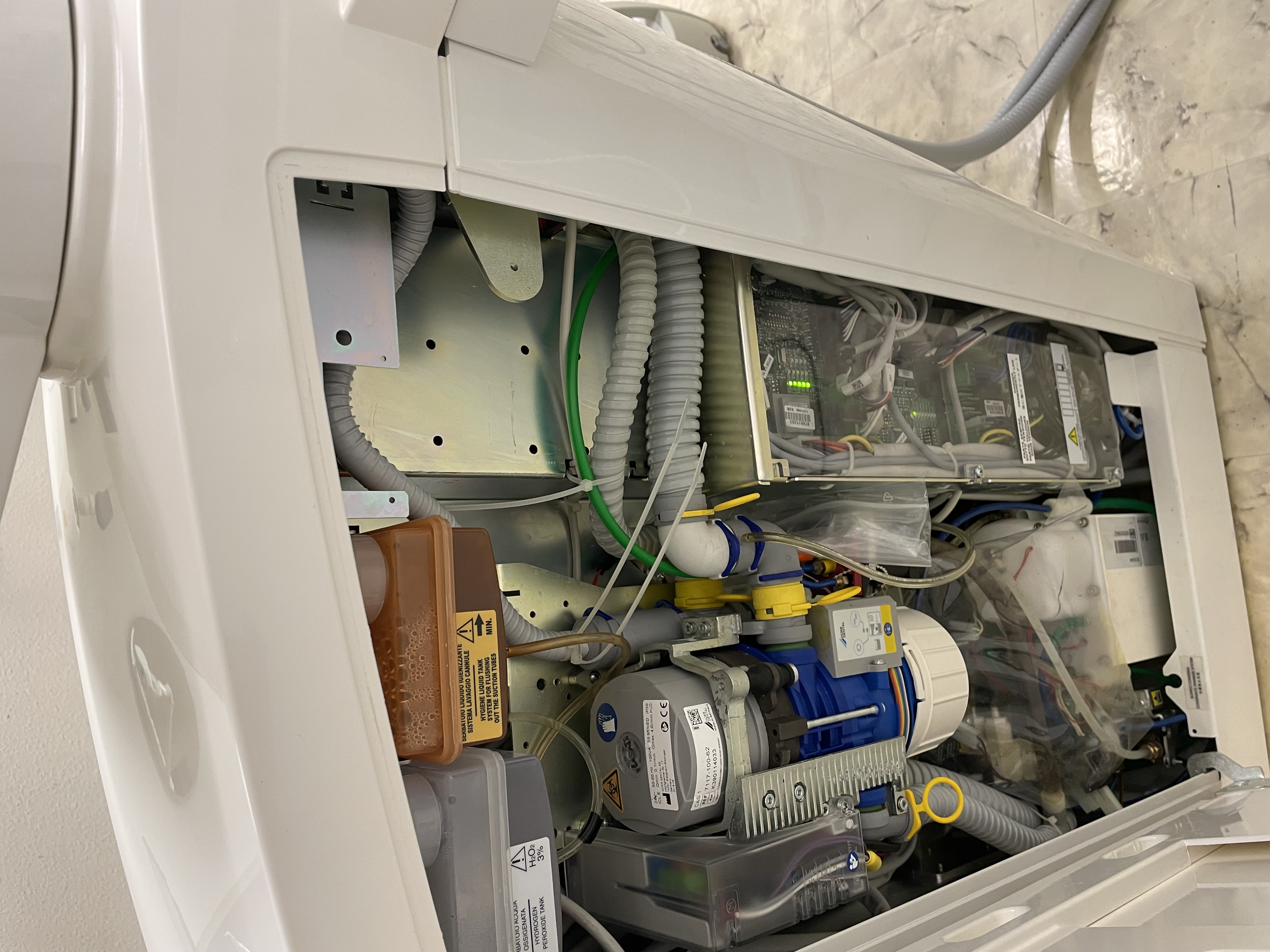 Behandlungseinheit ,Zahnarztstuhl - Bild 4