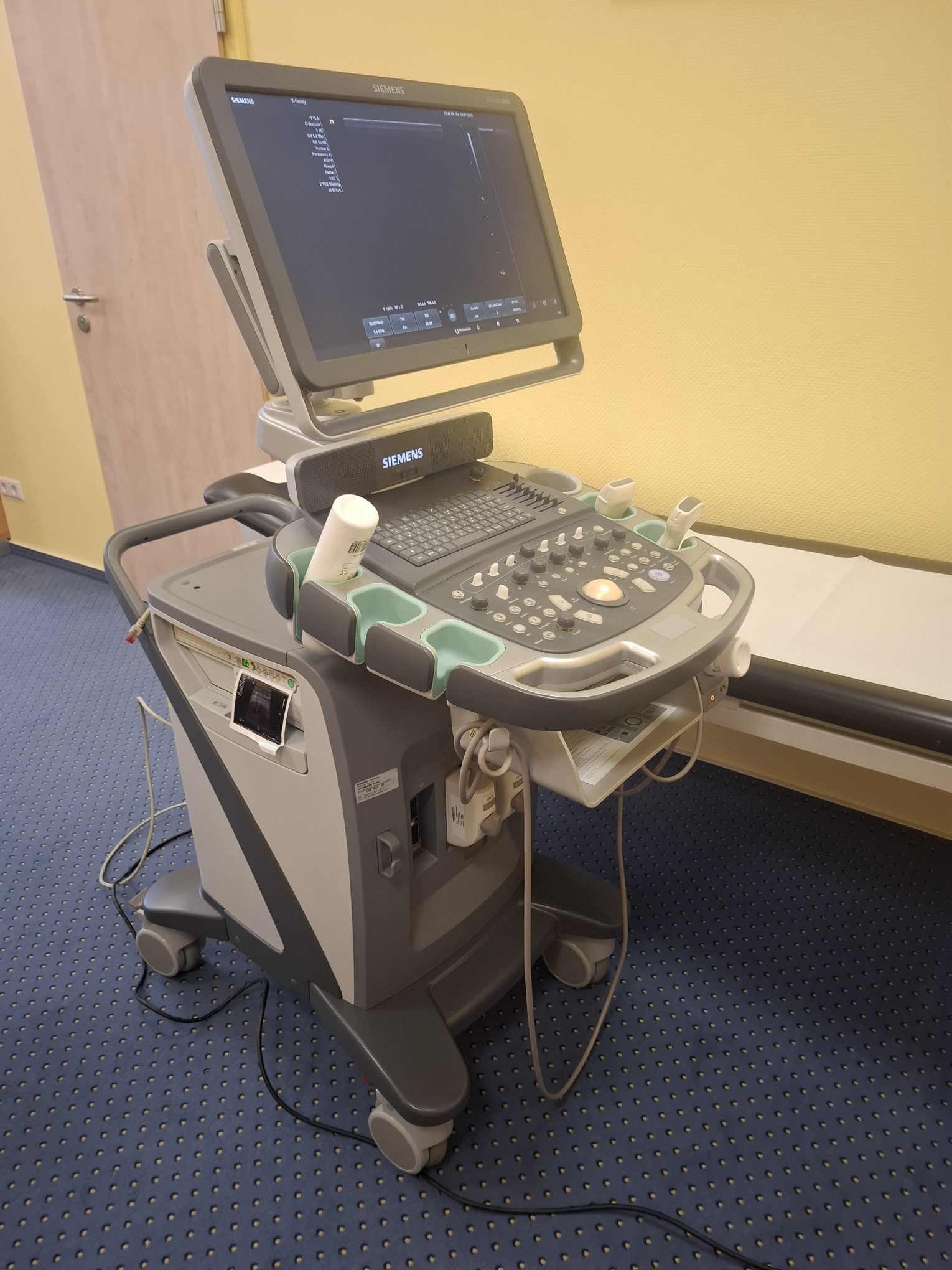 Siemens ACUSON X600 - Bild 2