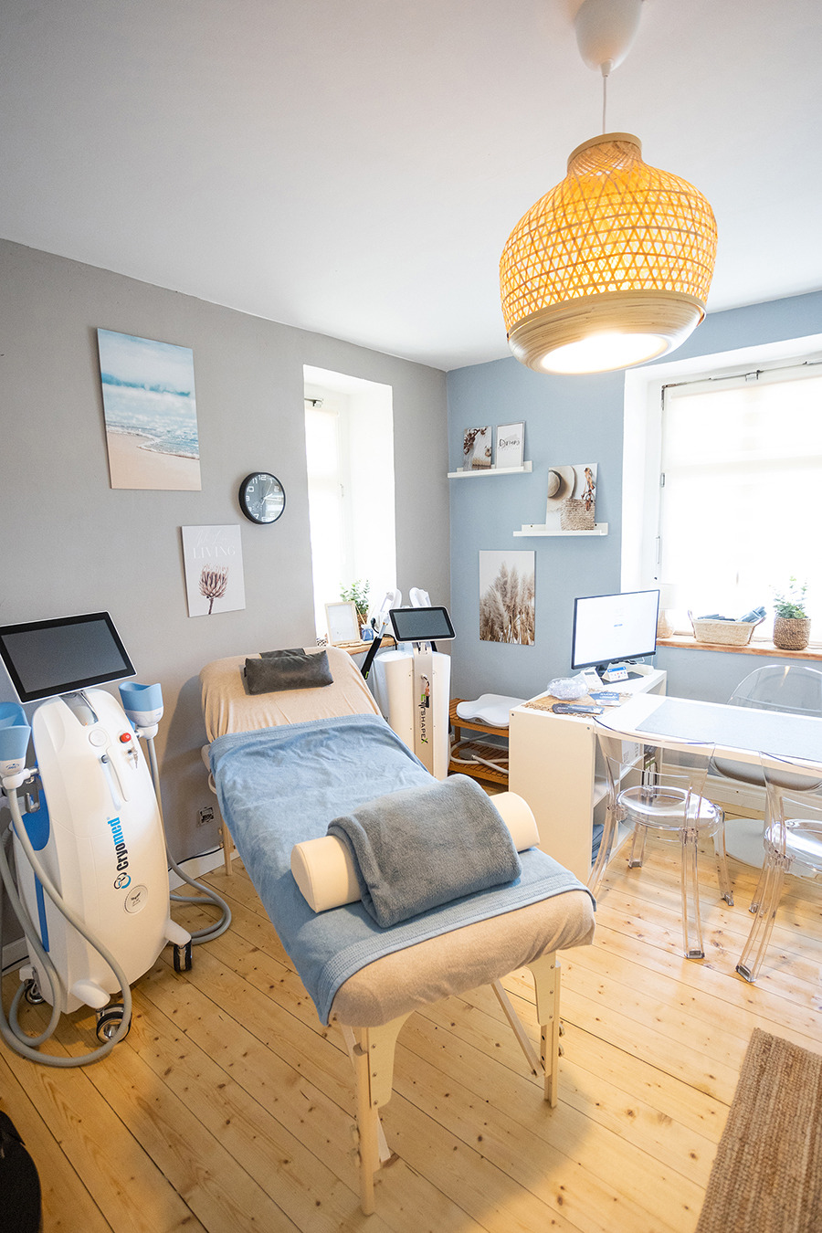 KRYOLIPOLYSE/ Fettvereisung - Bild 3