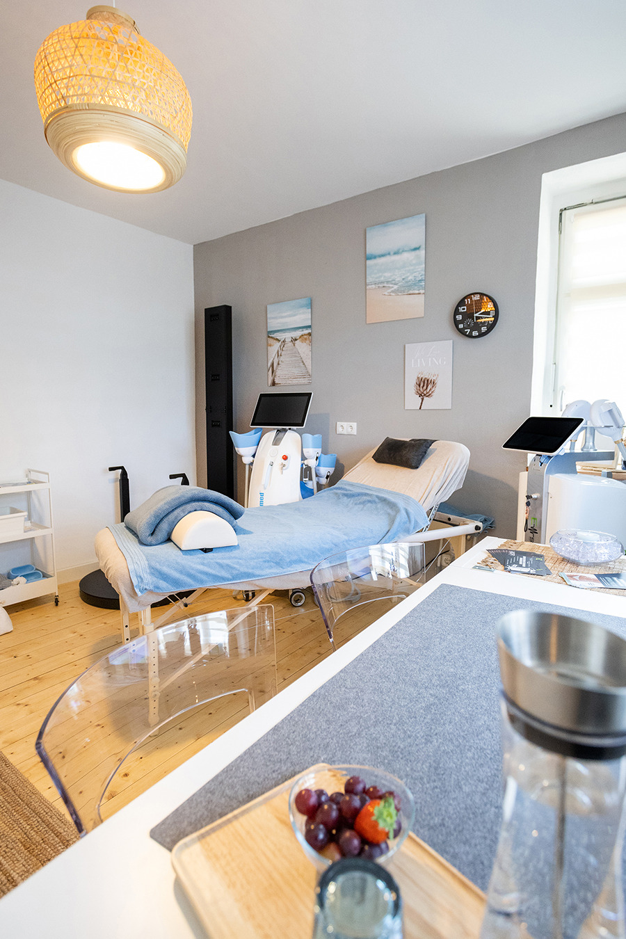 KRYOLIPOLYSE/ Fettvereisung - Bild 4