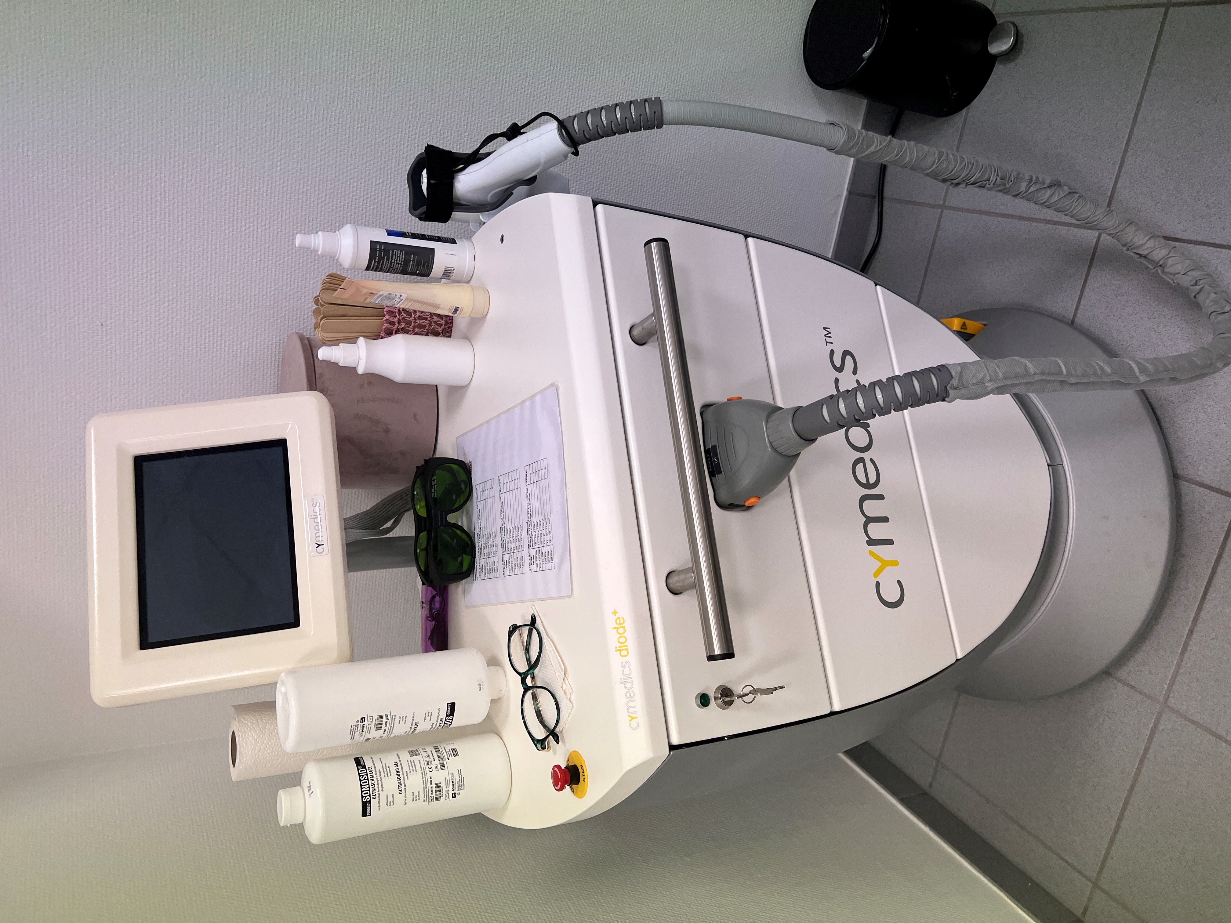 Cymedics Diode+ ICE Laser Gerät