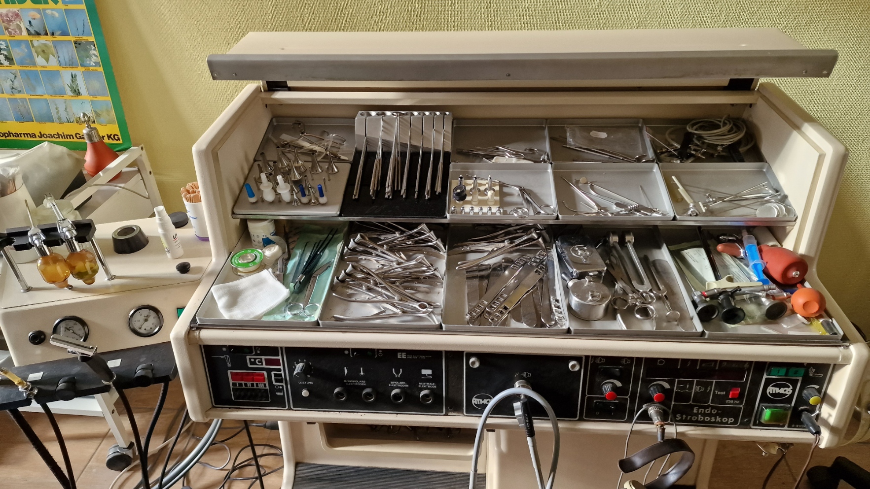 Atmos HNO Untersuchungeinheit