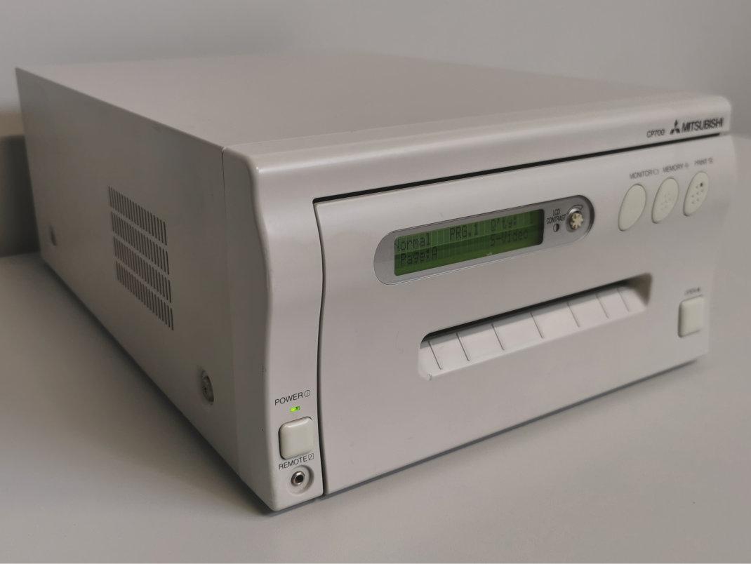 Gebraucht MITSUBISHI CP-700E - Bild 1