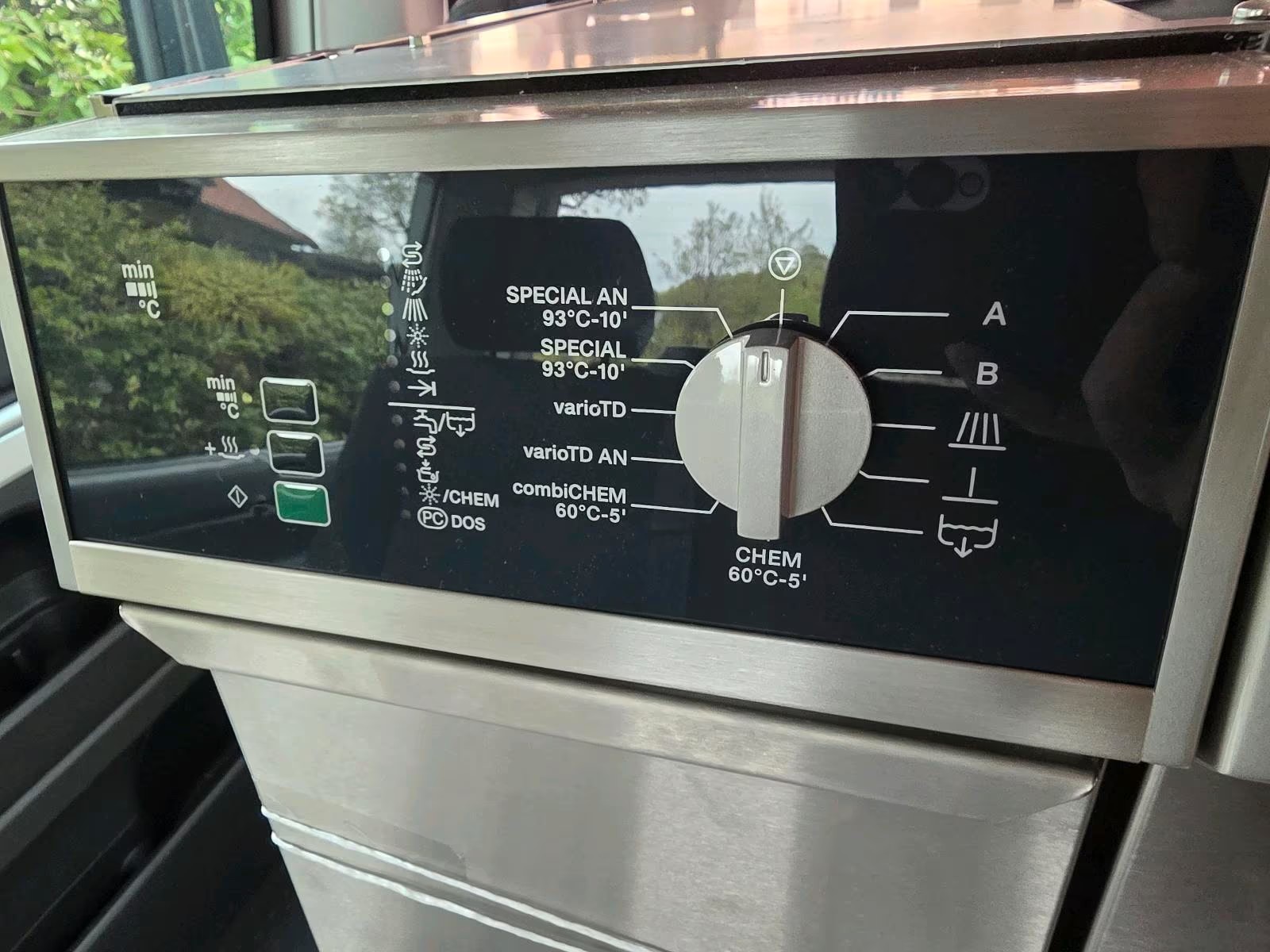 Miele G 7882 CD Desinfektionsautomat  - Bild 2