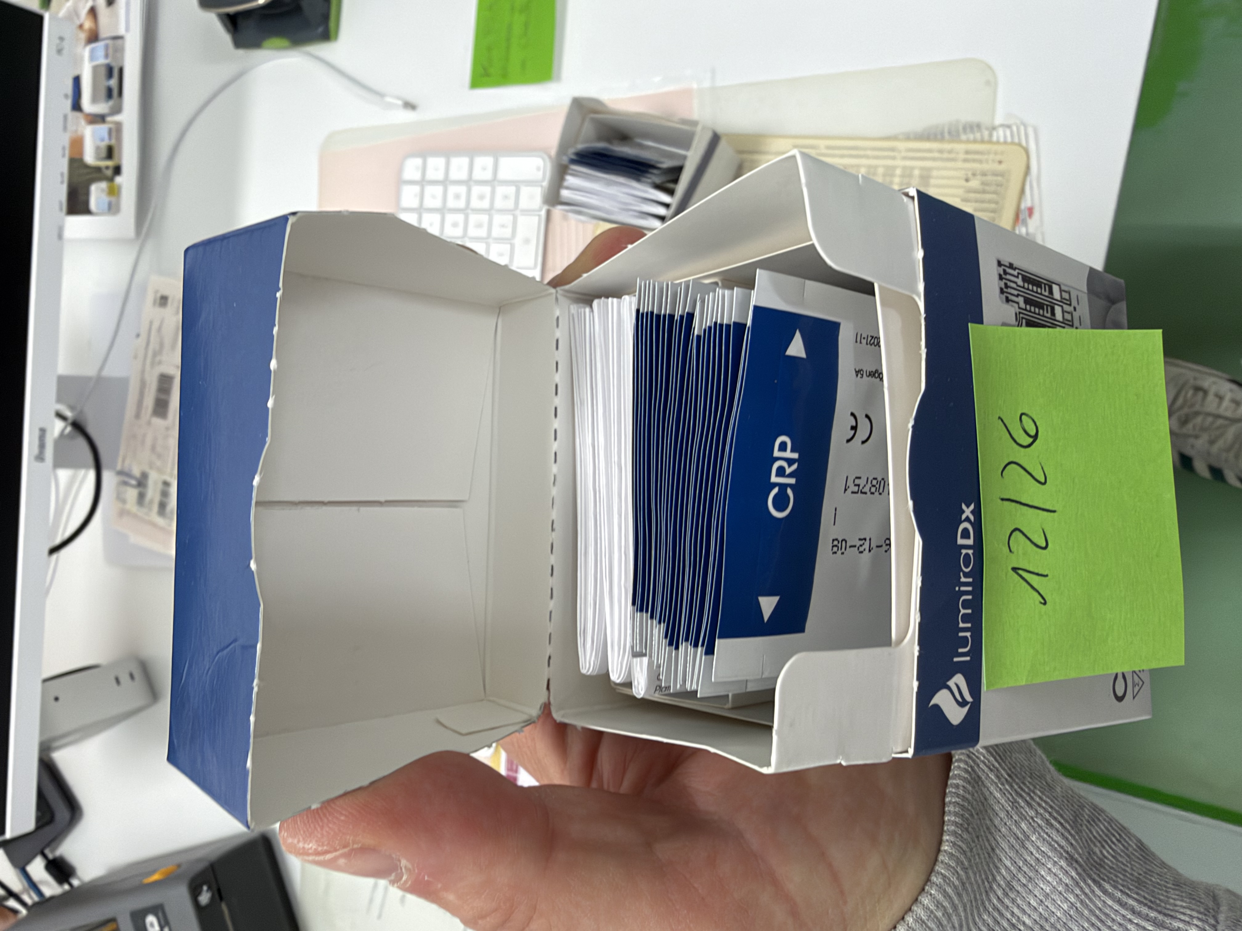 LumiraDX POC defekt mit Teststreifen - Bild 3