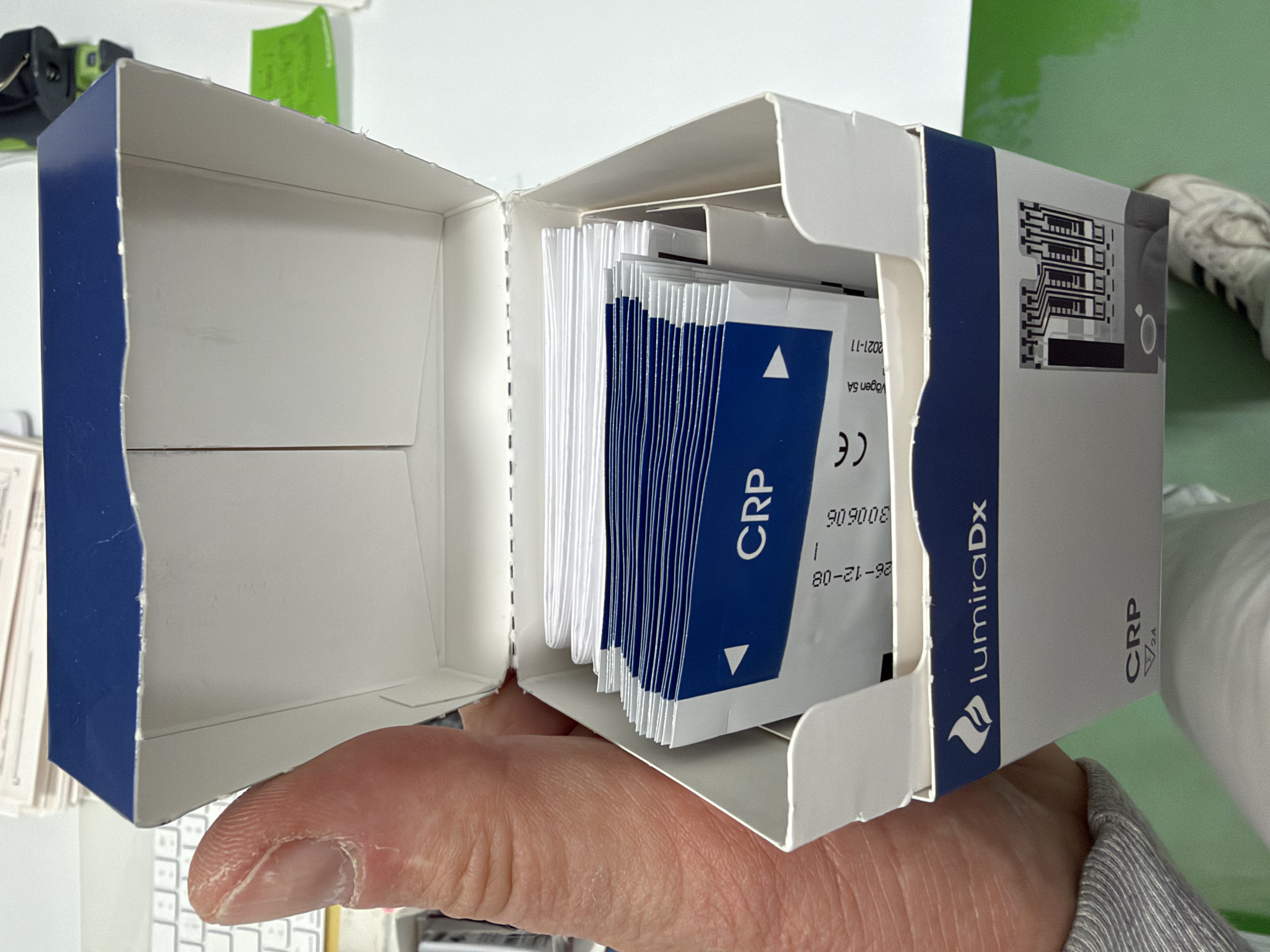 LumiraDX POC defekt mit Teststreifen - Bild 4