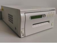 Gebraucht – Gut MITSUBISHI CP-700E