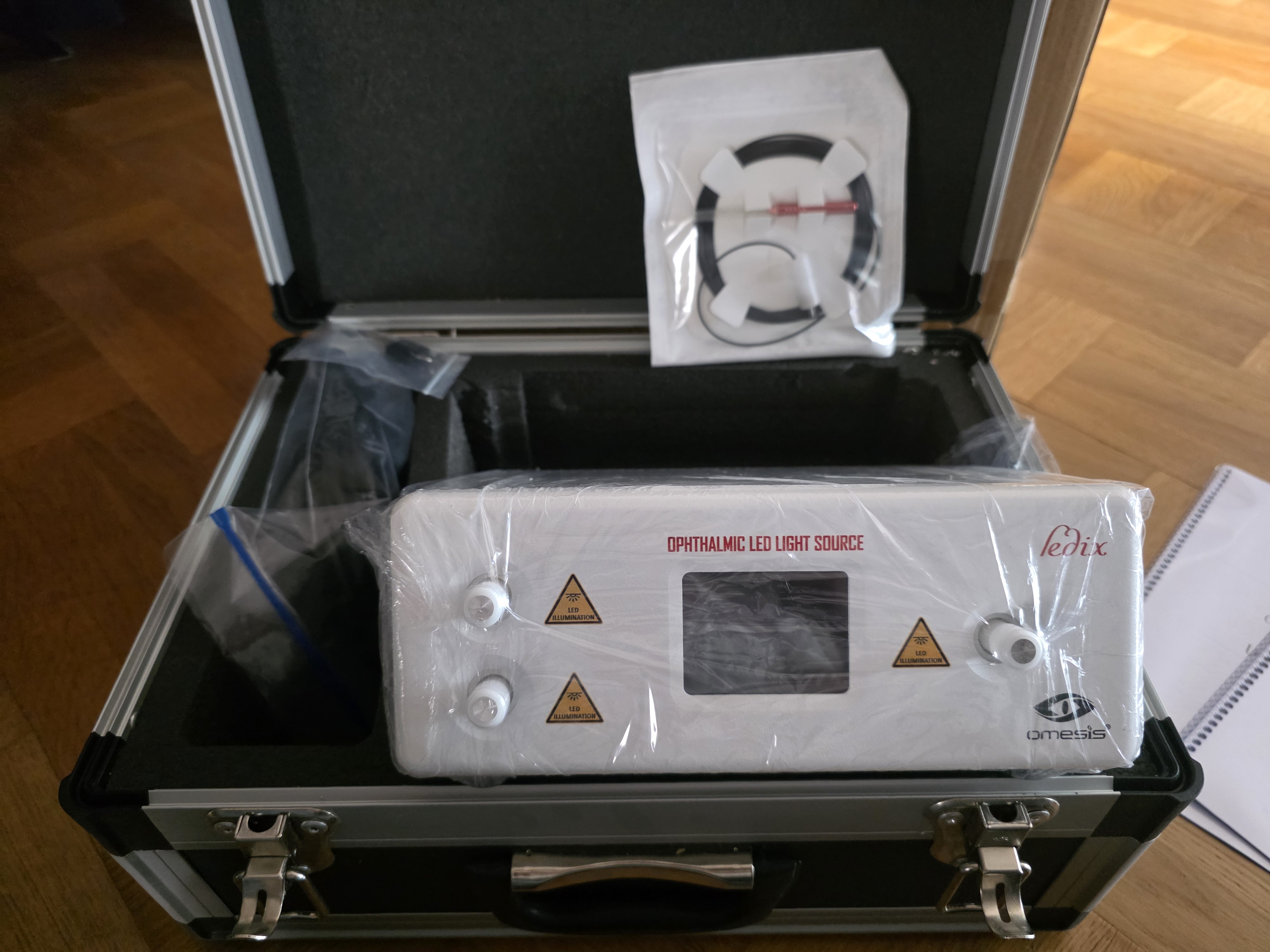 Bundle-Pack 8x OMESIS LEDIX Ophthalmic 