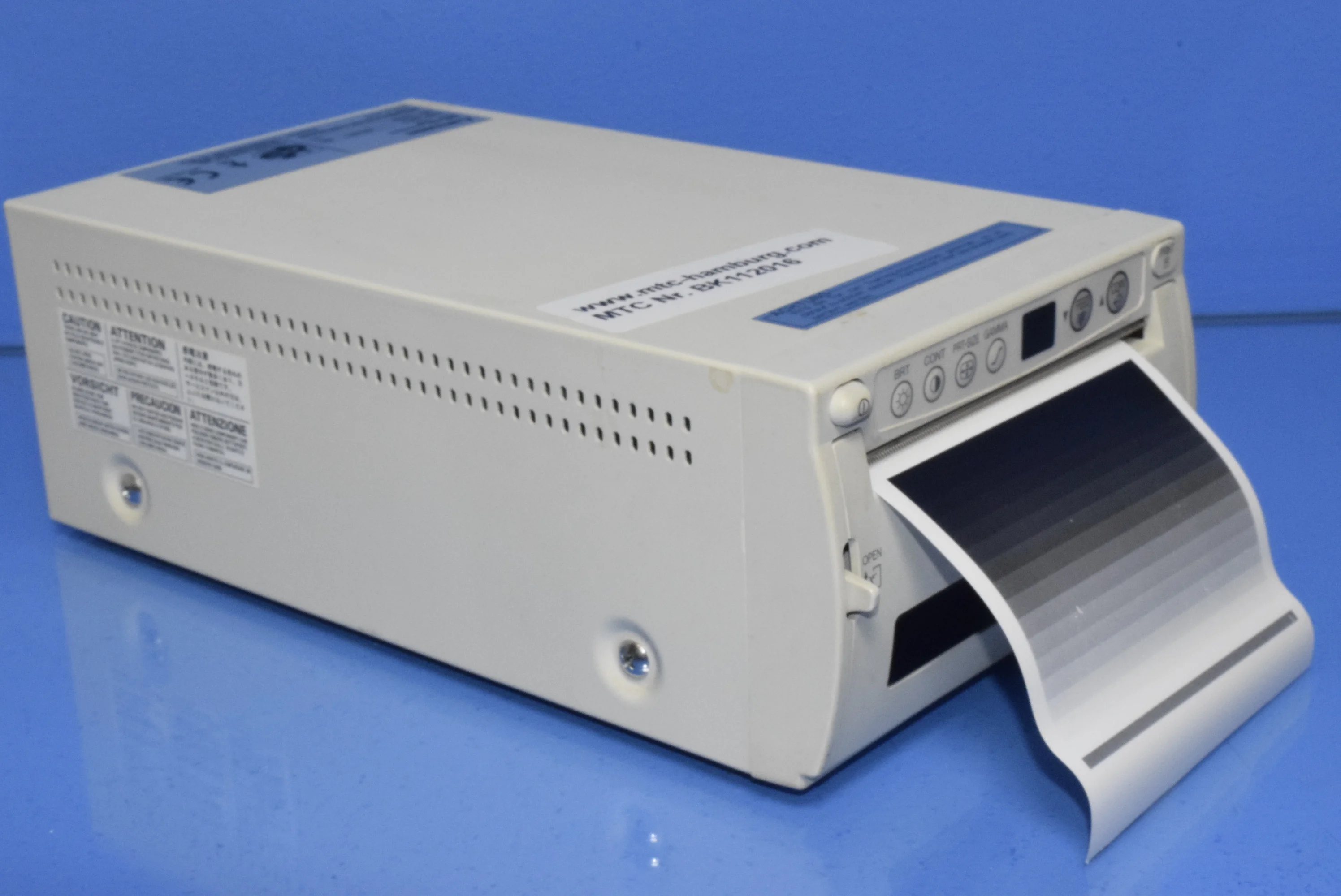 Gebraucht – Gut MITSUBISHI P-90