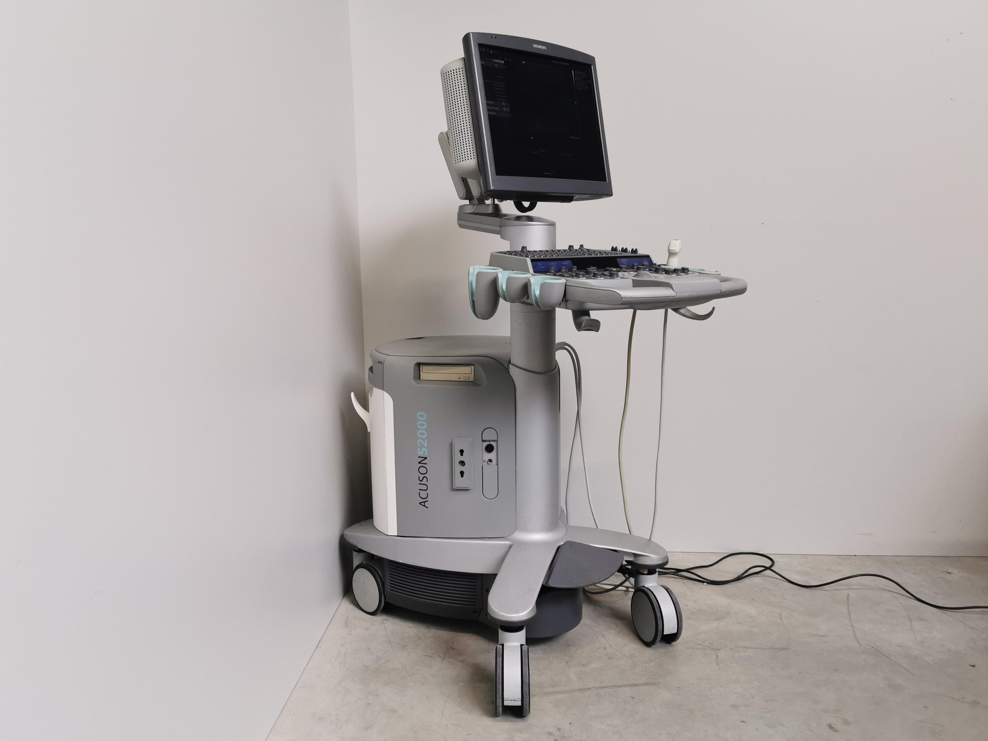 Gebraucht – Gut 2010 SIEMENS ACUSON S2000