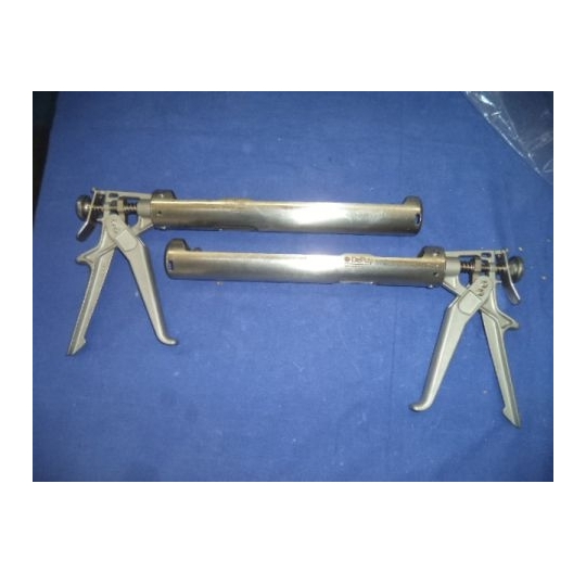DePUY Zementspritzen / Cement injectors