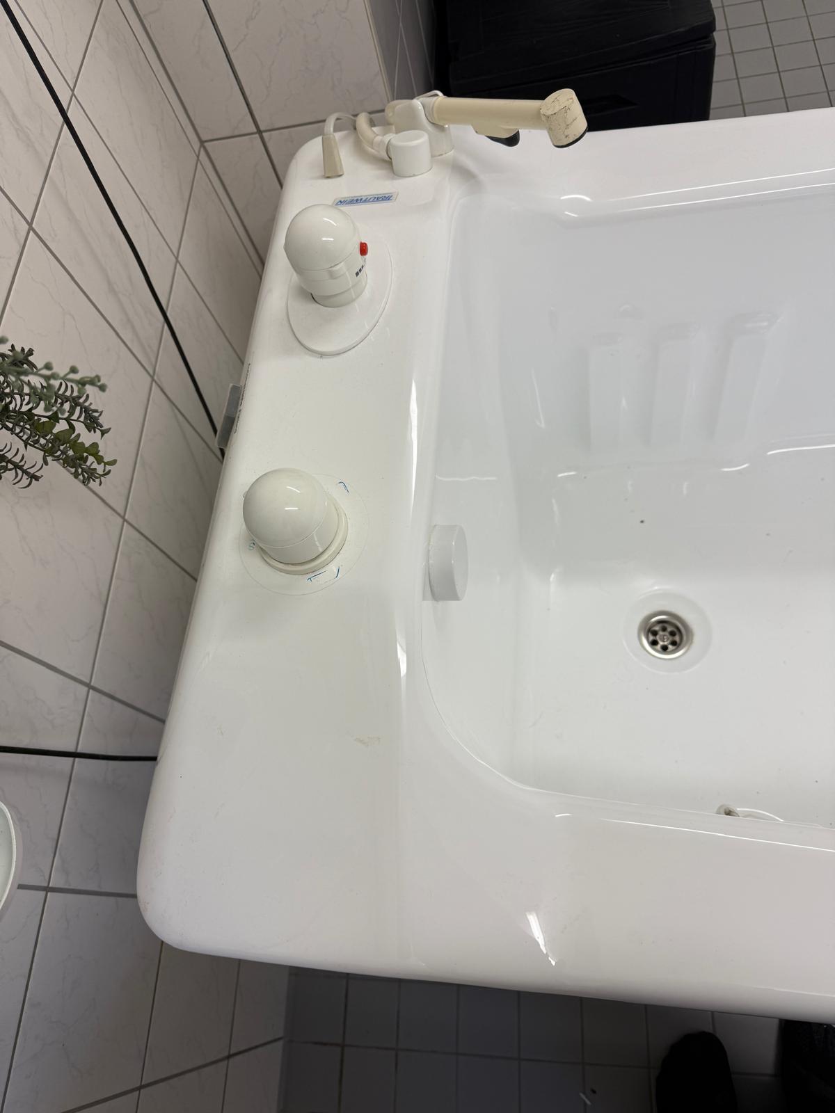 Trautwein HW 1900 Pflegebadewanne Pflegehubwanne - Bild 4