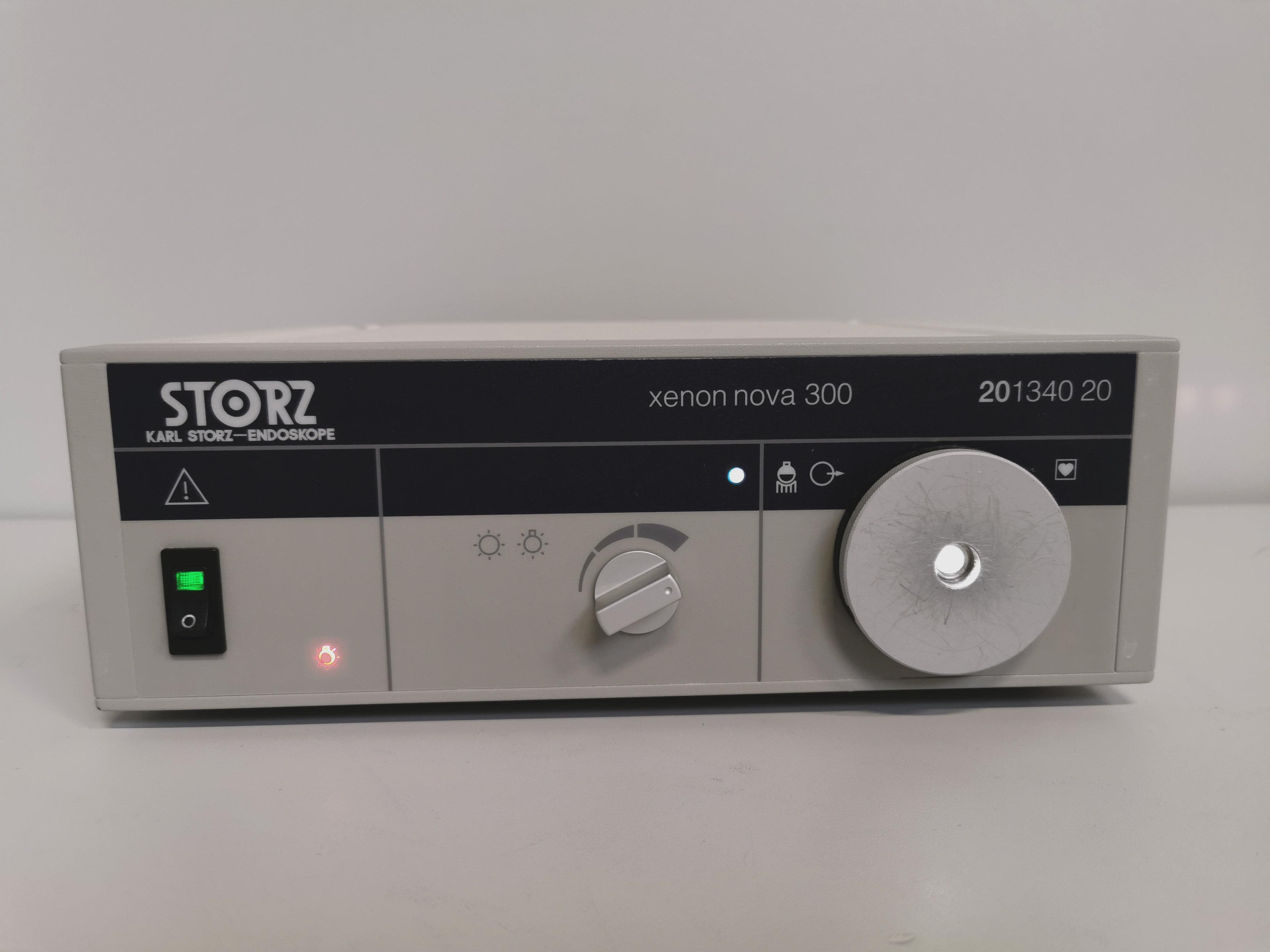 Gebraucht – Gut KARL STORZ xenon nova 300 201340 20