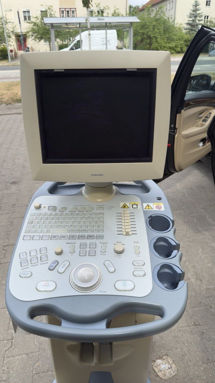 Toshiba Famio 8 Ultraschallgerät (SSA-530A) 
