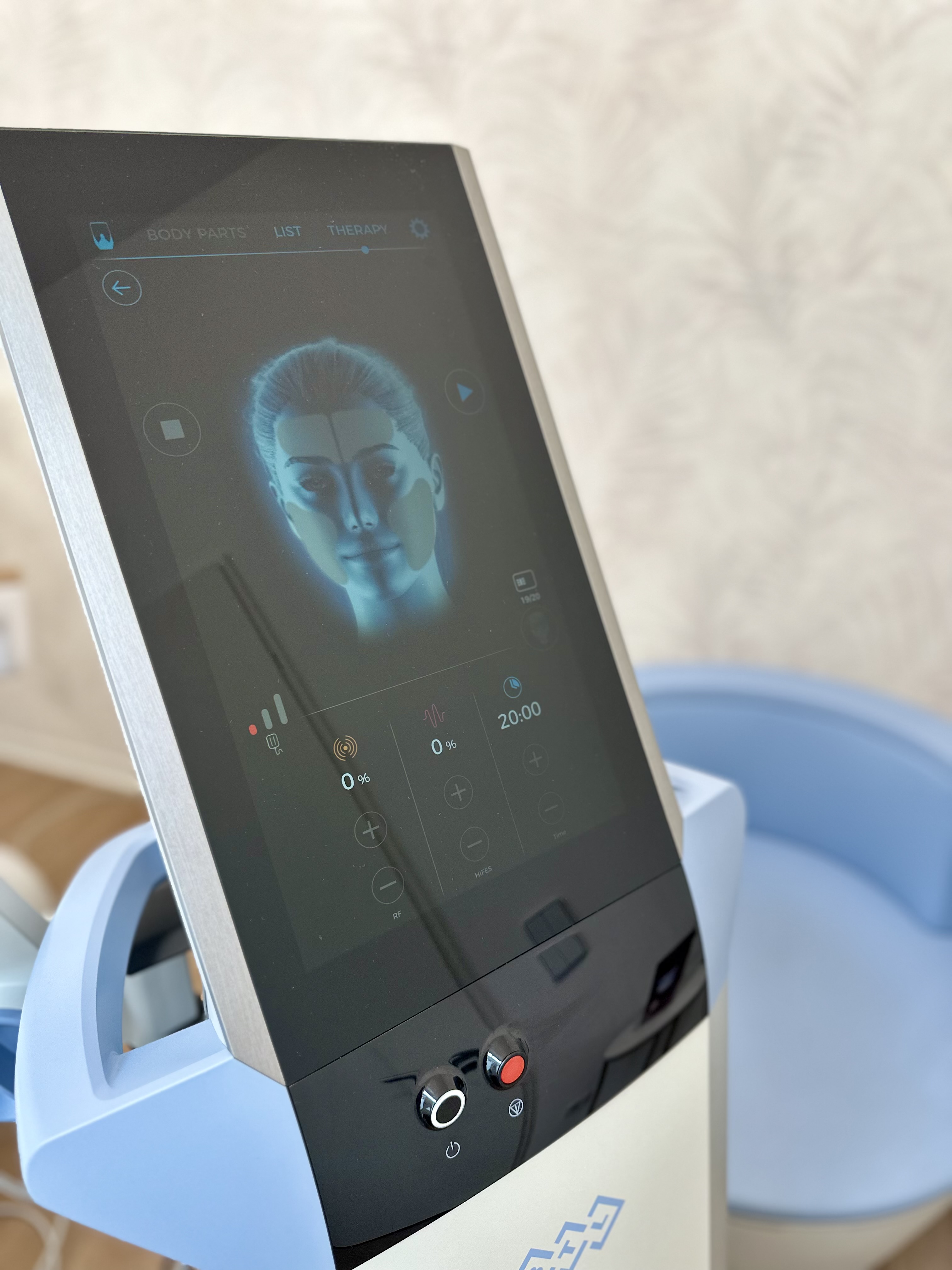 Gebrauchtes BTL EMFACE® System zu verkaufen - Bild 3