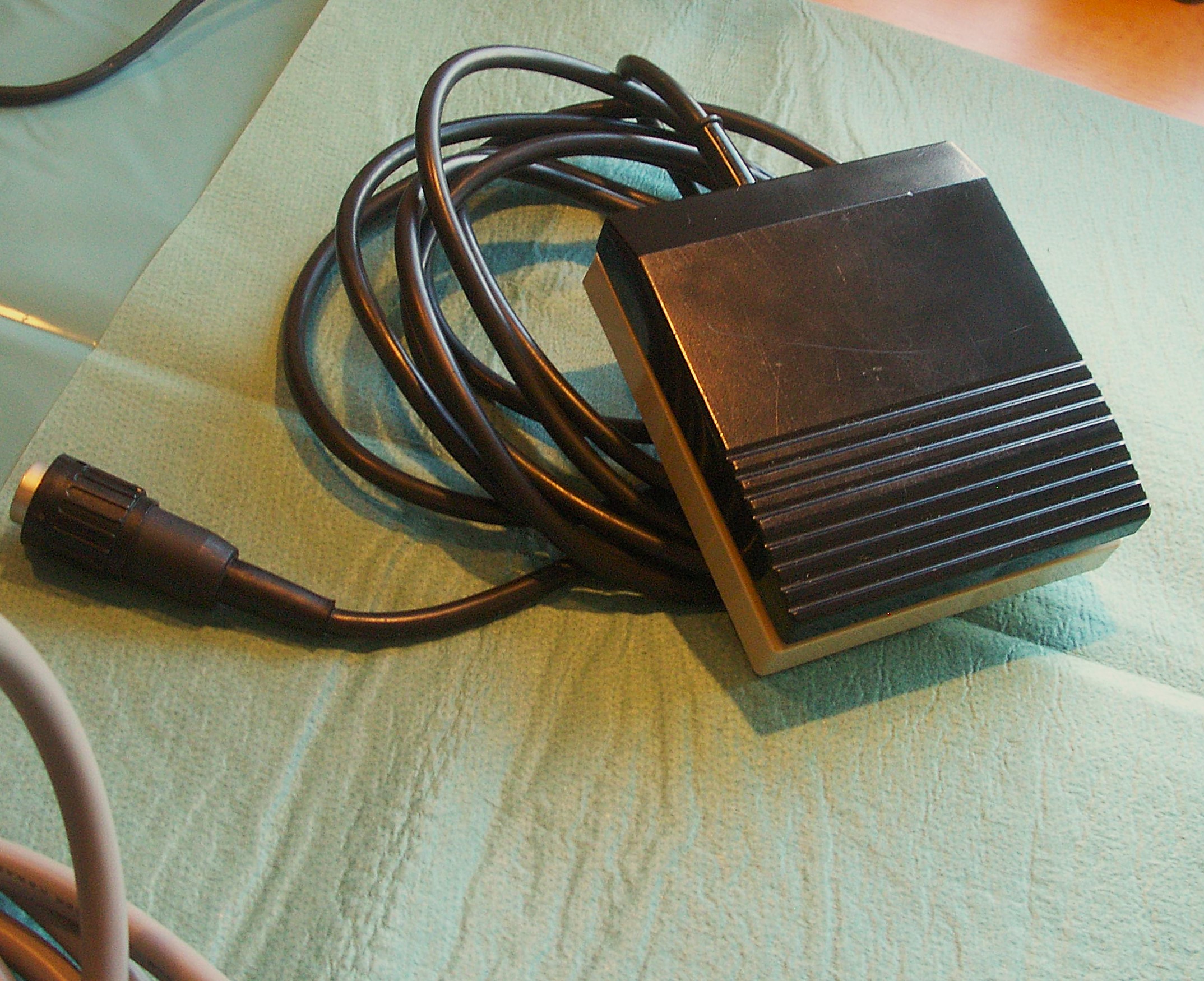 Sutter BM-780 II Radiofrequenz-Generator  - Bild 4