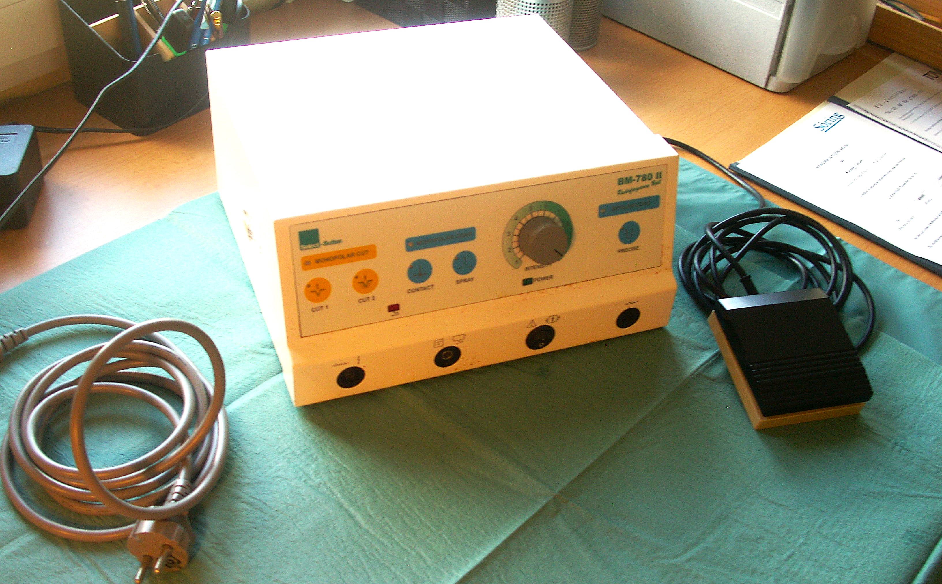 Sutter BM-780 II Radiofrequenz-Generator 