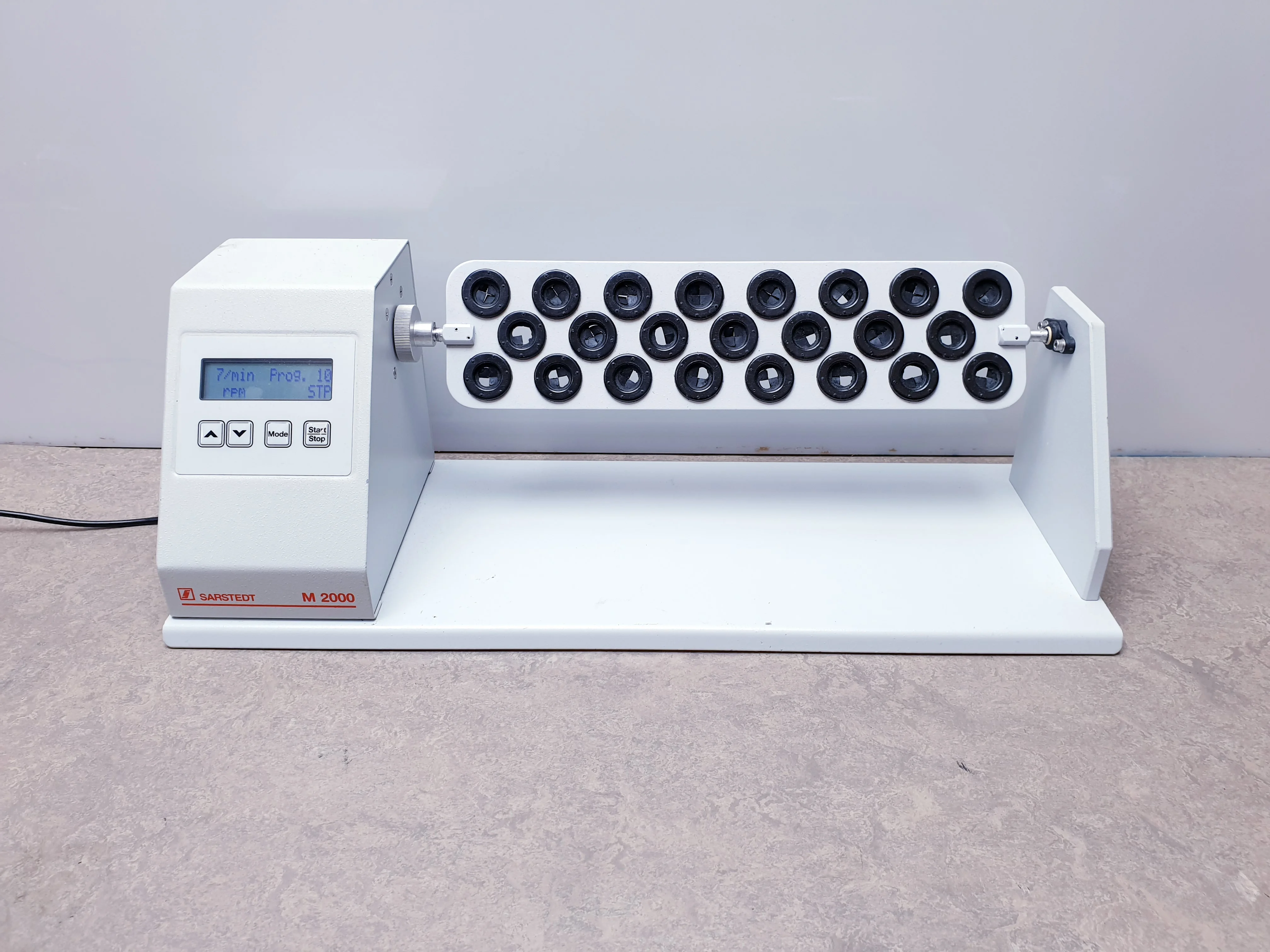 Gebraucht – Sehr Gut SARSTEDT Sarmix M 2000