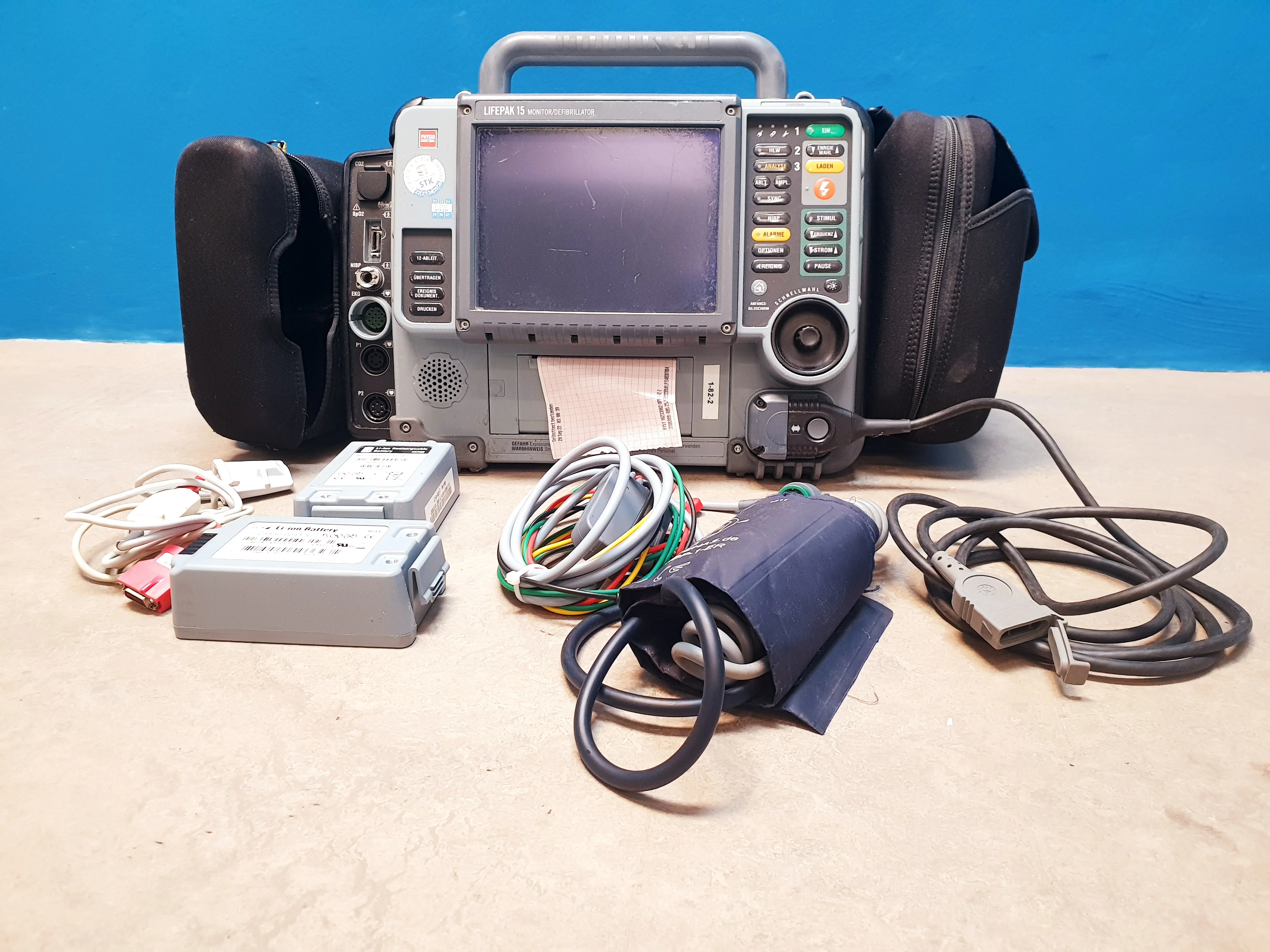 Gebraucht – Sehr Gut 2012 PHYSIO-CONTROL Lifepak 15