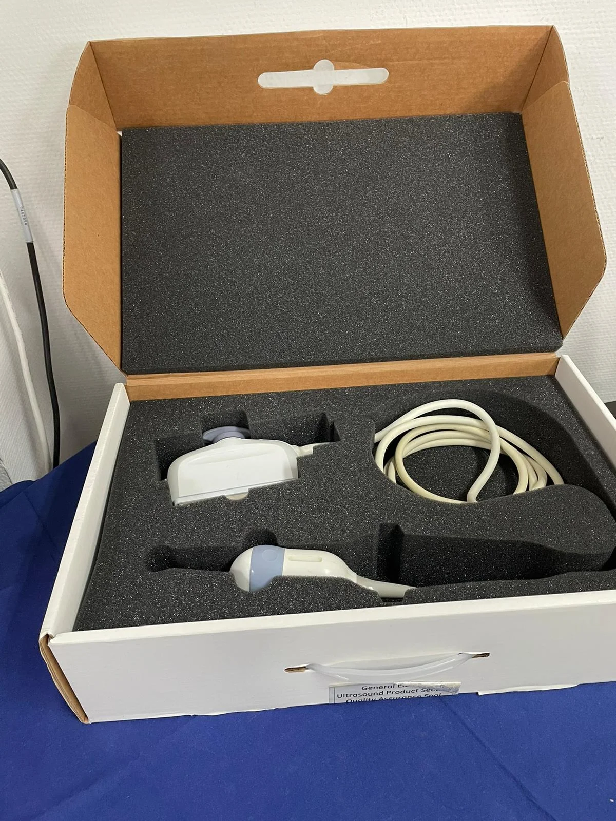 Gebraucht – Sehr Gut 2011 GE RAB4-8-D