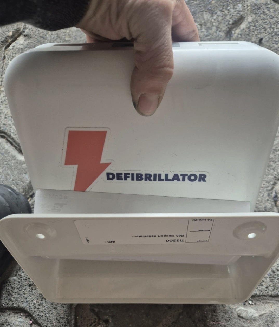 Lifeaz CLARK Defibrillator 