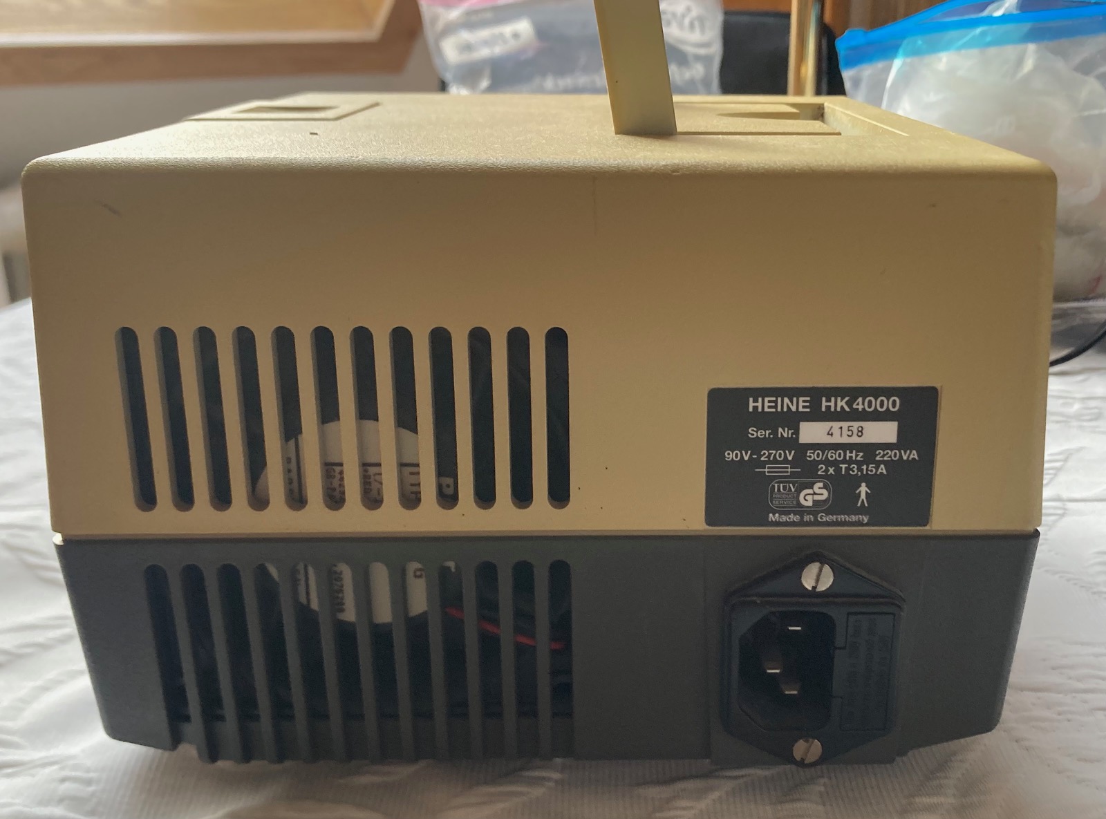 Heine Kaltlichtprojektor HK 4000 mit Zubehör - Bild 2