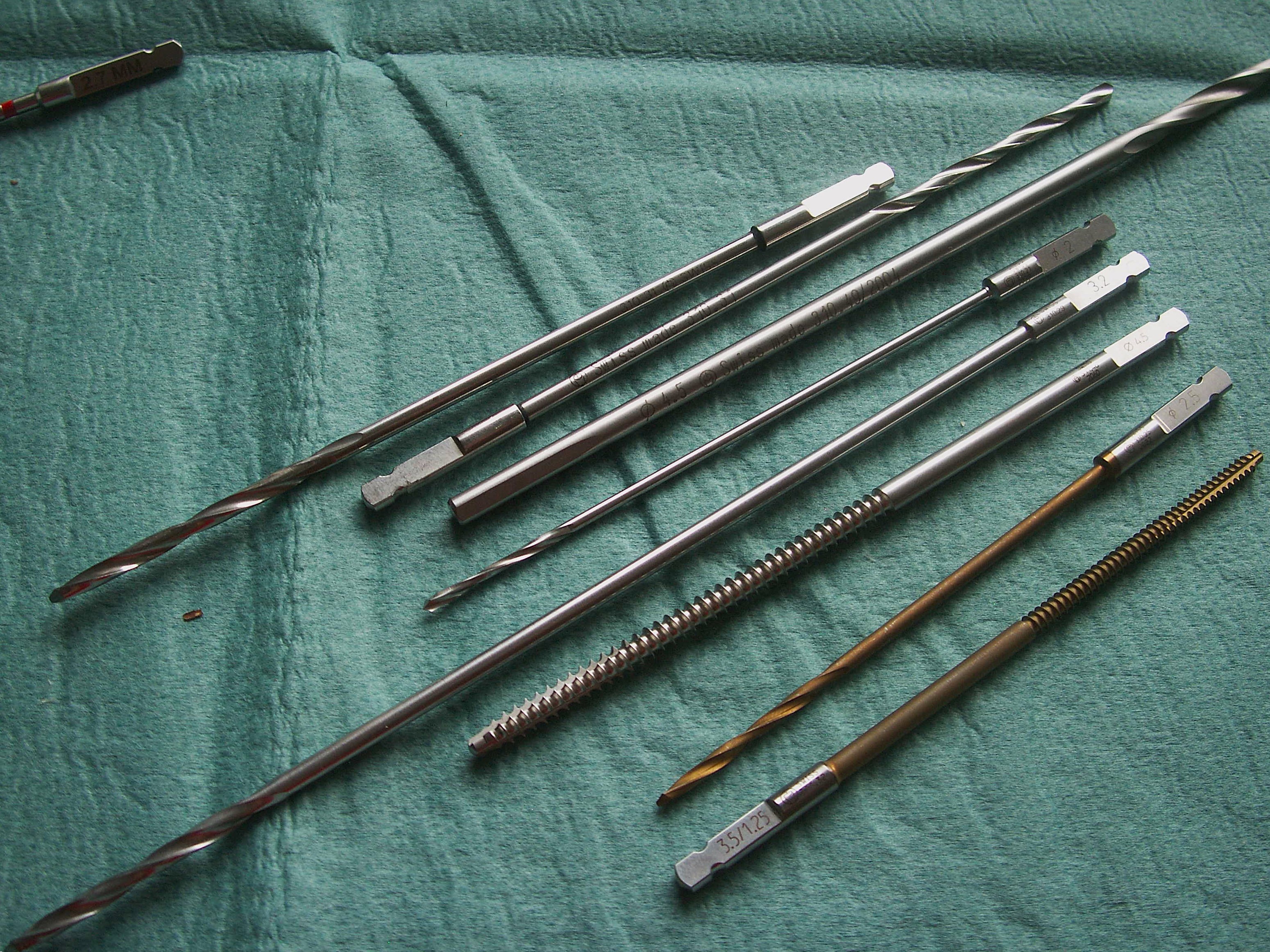 Synthes AO Bohrer Gewindeschneider Set 