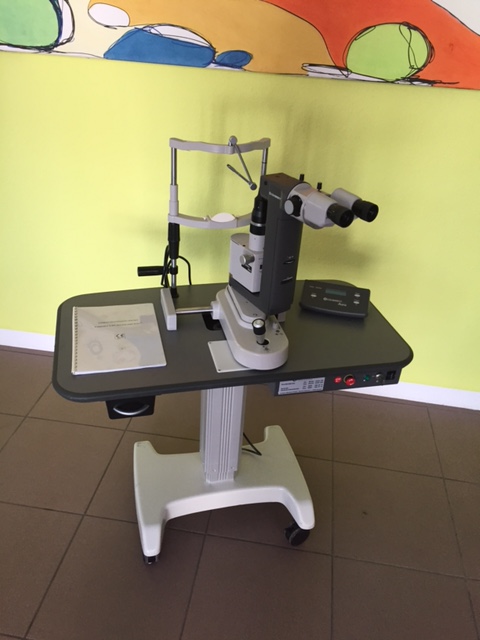 Spaltlampe mit YAG-Laser