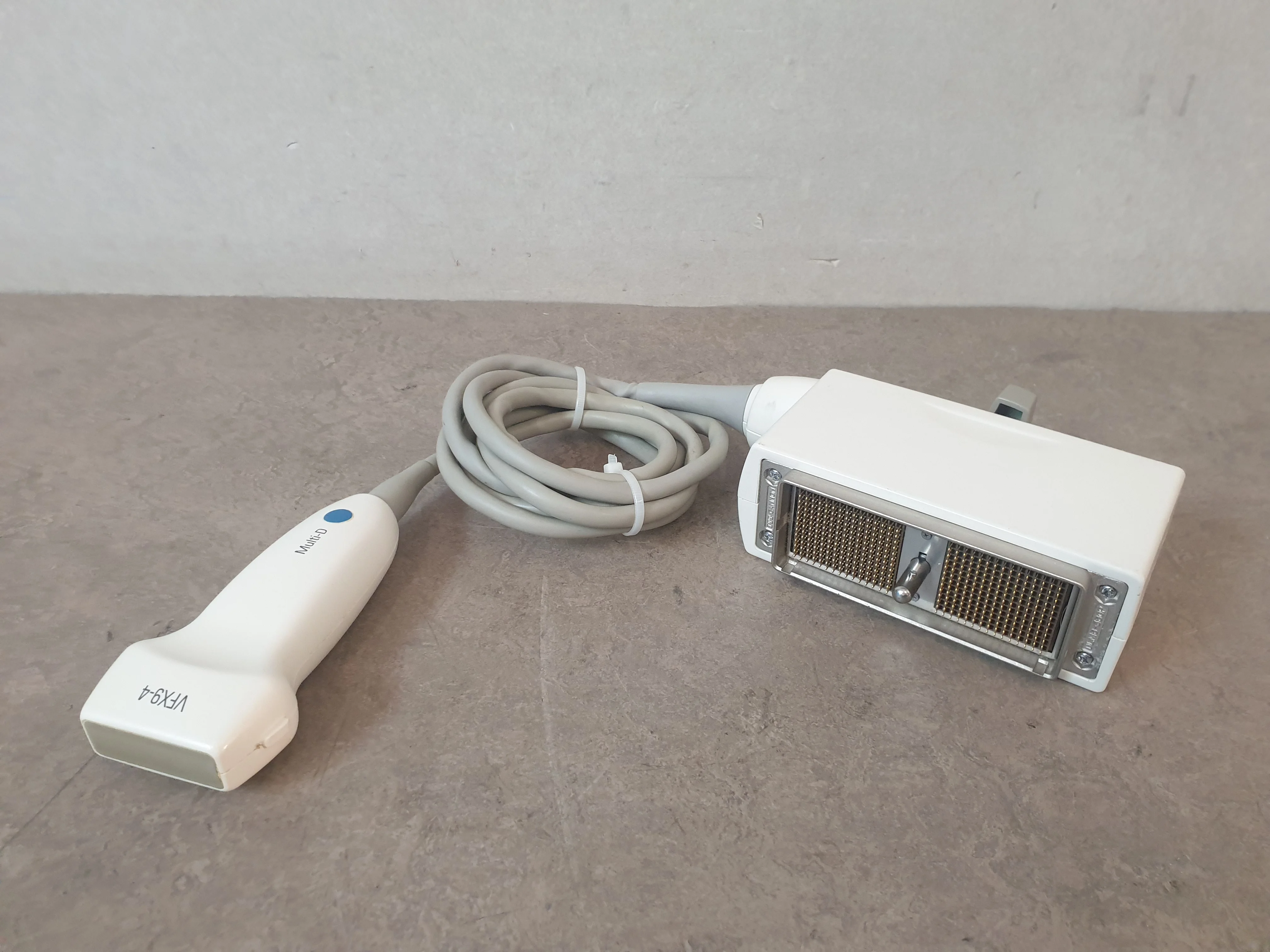 Gebraucht – Gut SIEMENS VFX9-4